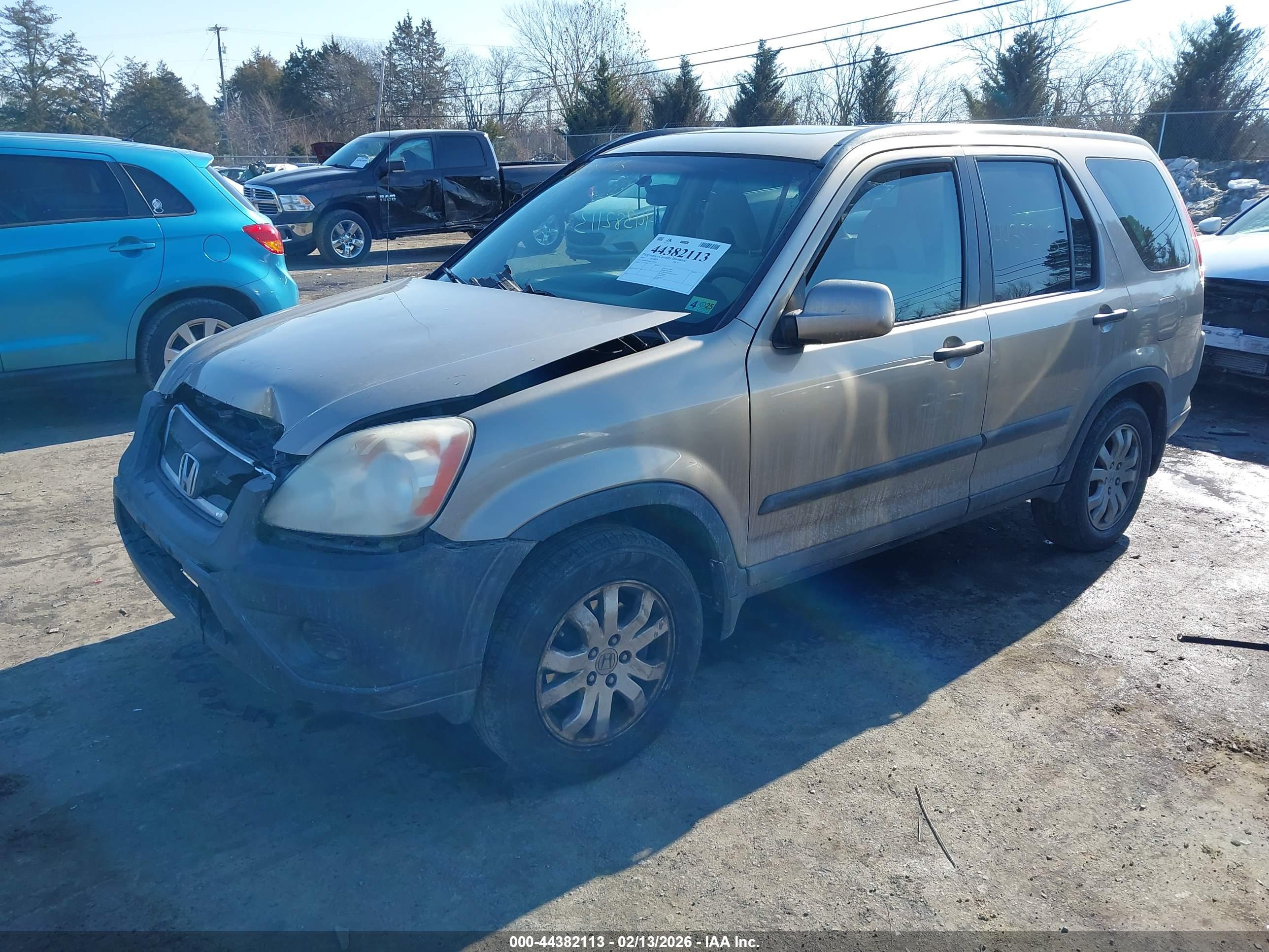 HONDA CR-V image 2