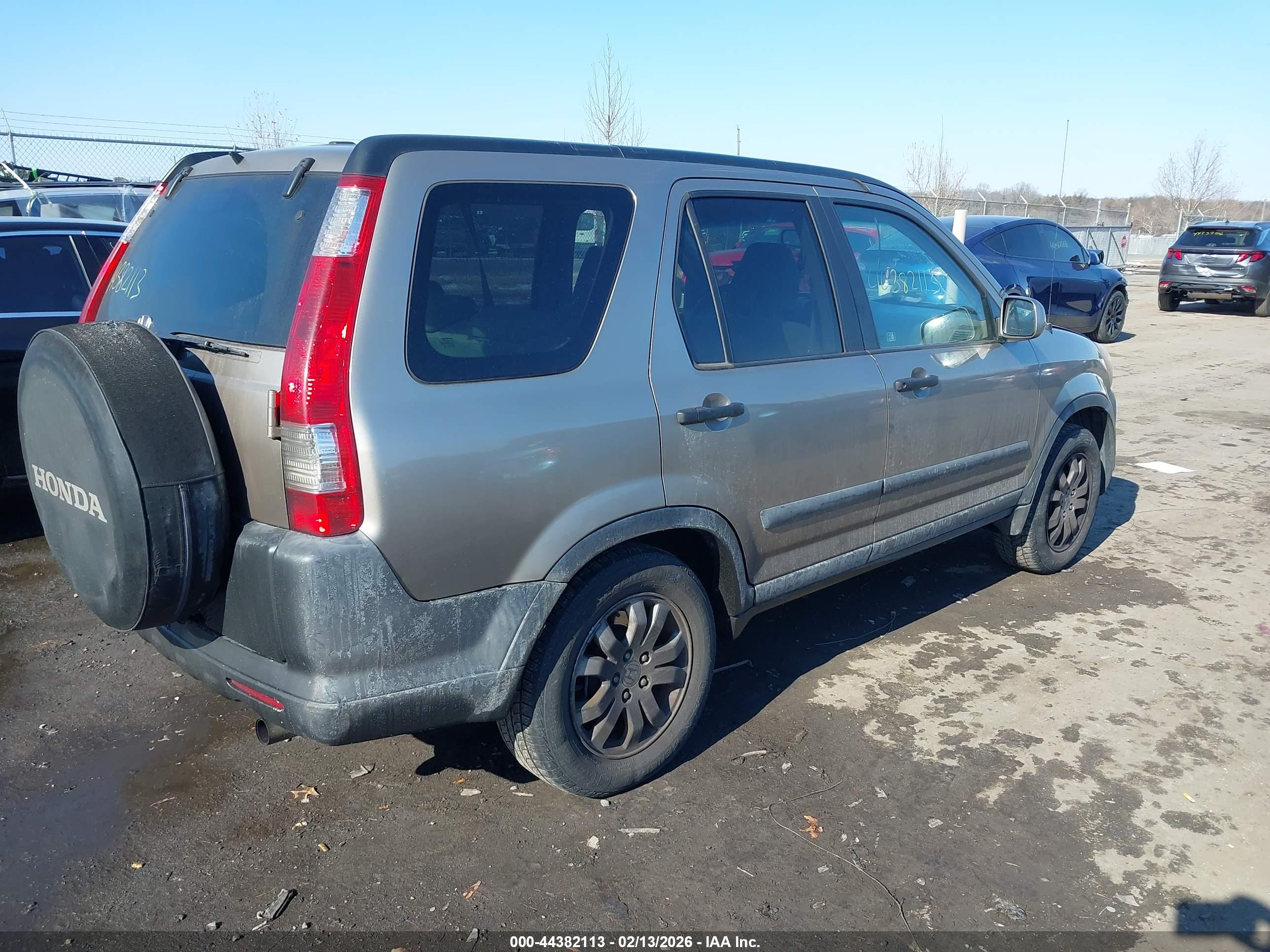 HONDA CR-V image 4