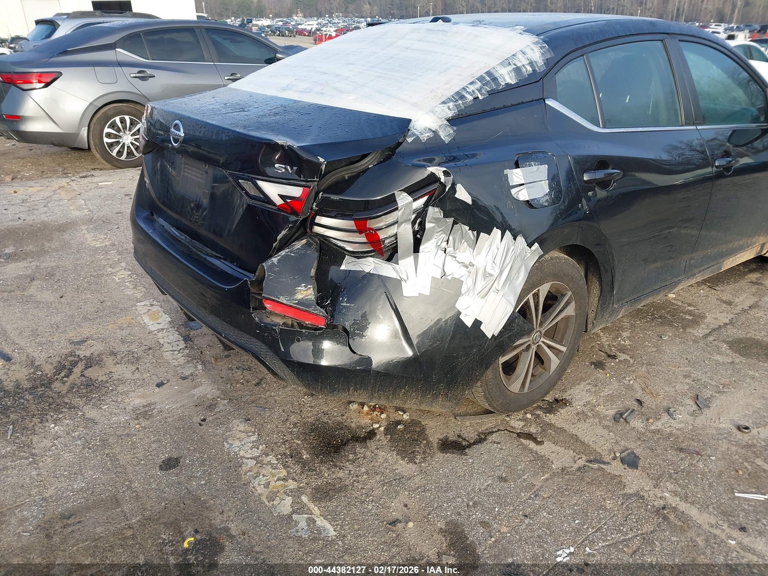 NISSAN SENTRA image 6