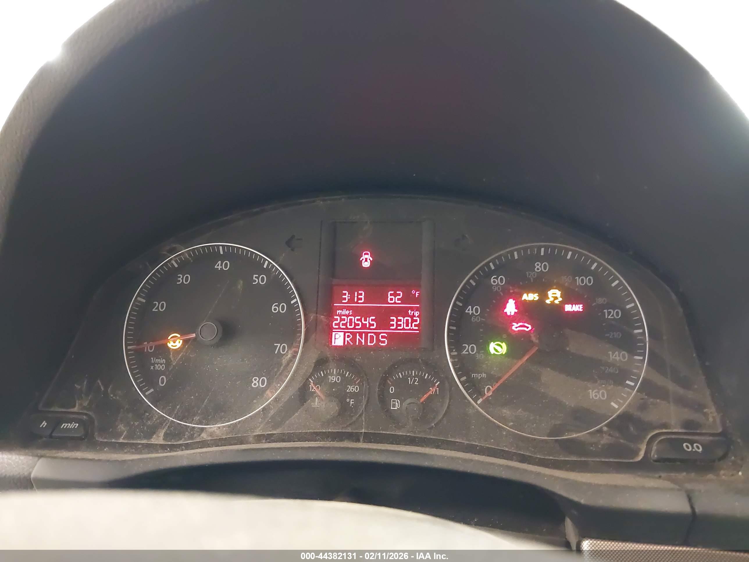 VOLKSWAGEN JETTA image 7