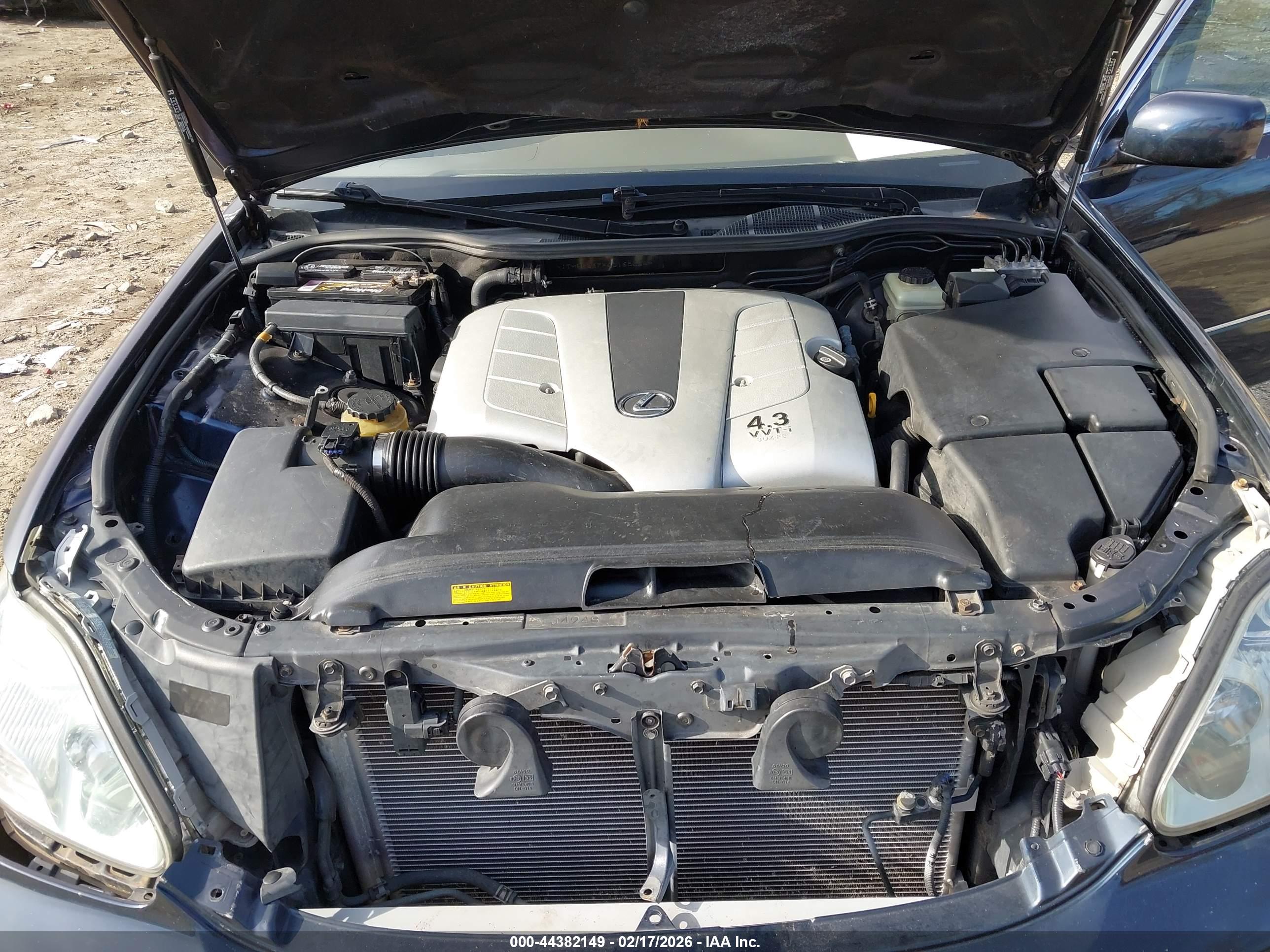 LEXUS LS image 10