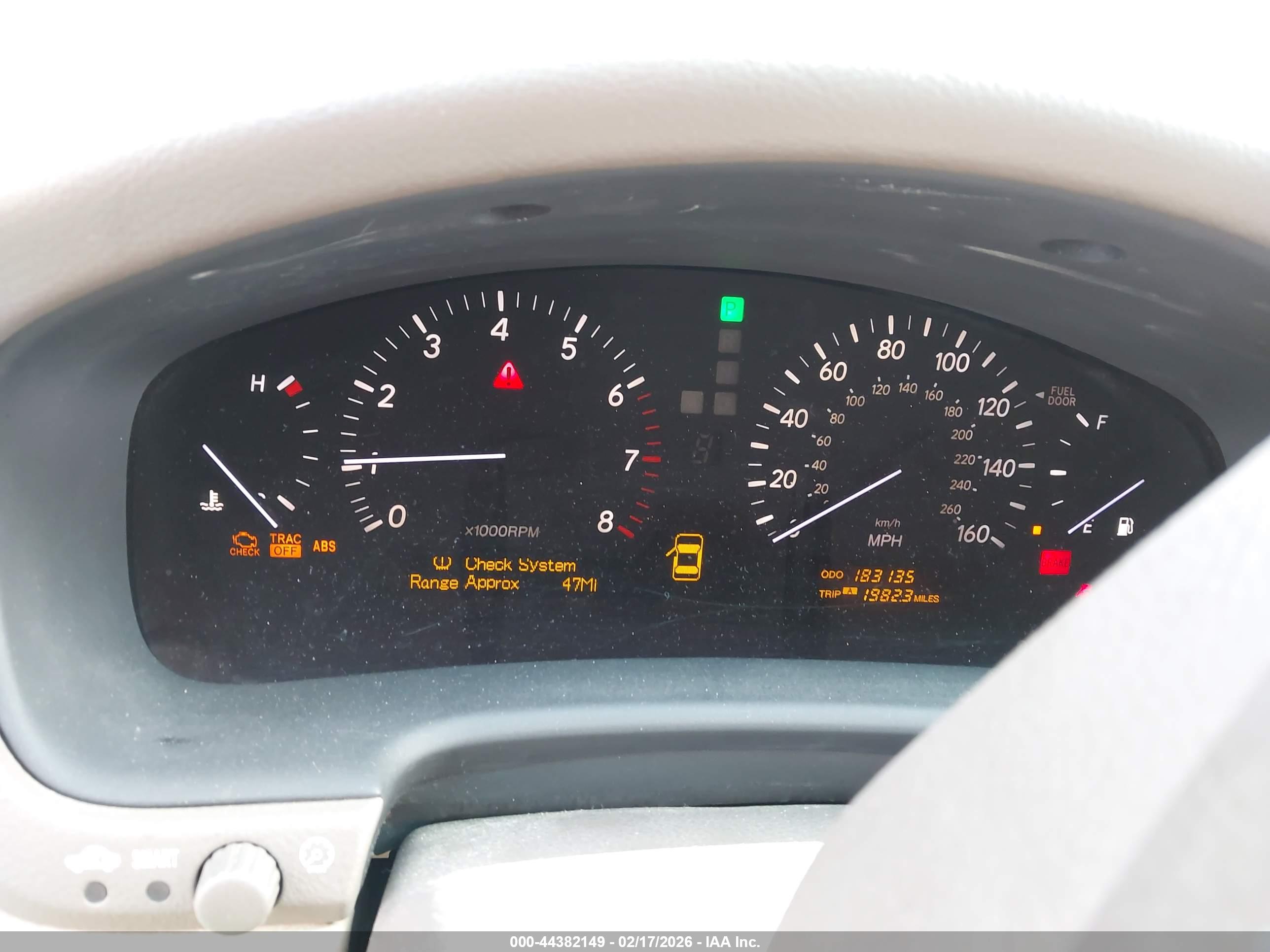 LEXUS LS image 7