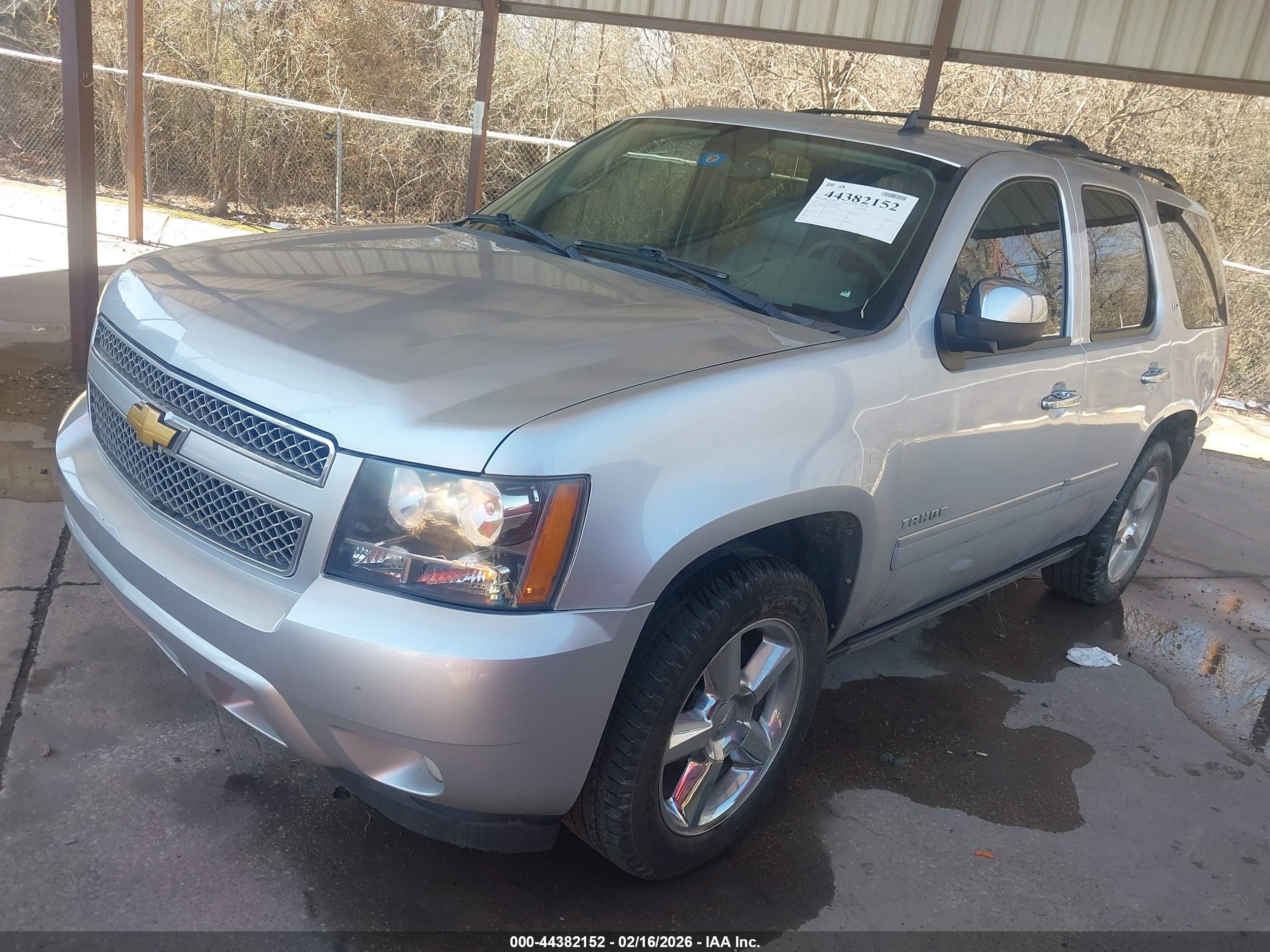 CHEVROLET TAHOE image 2