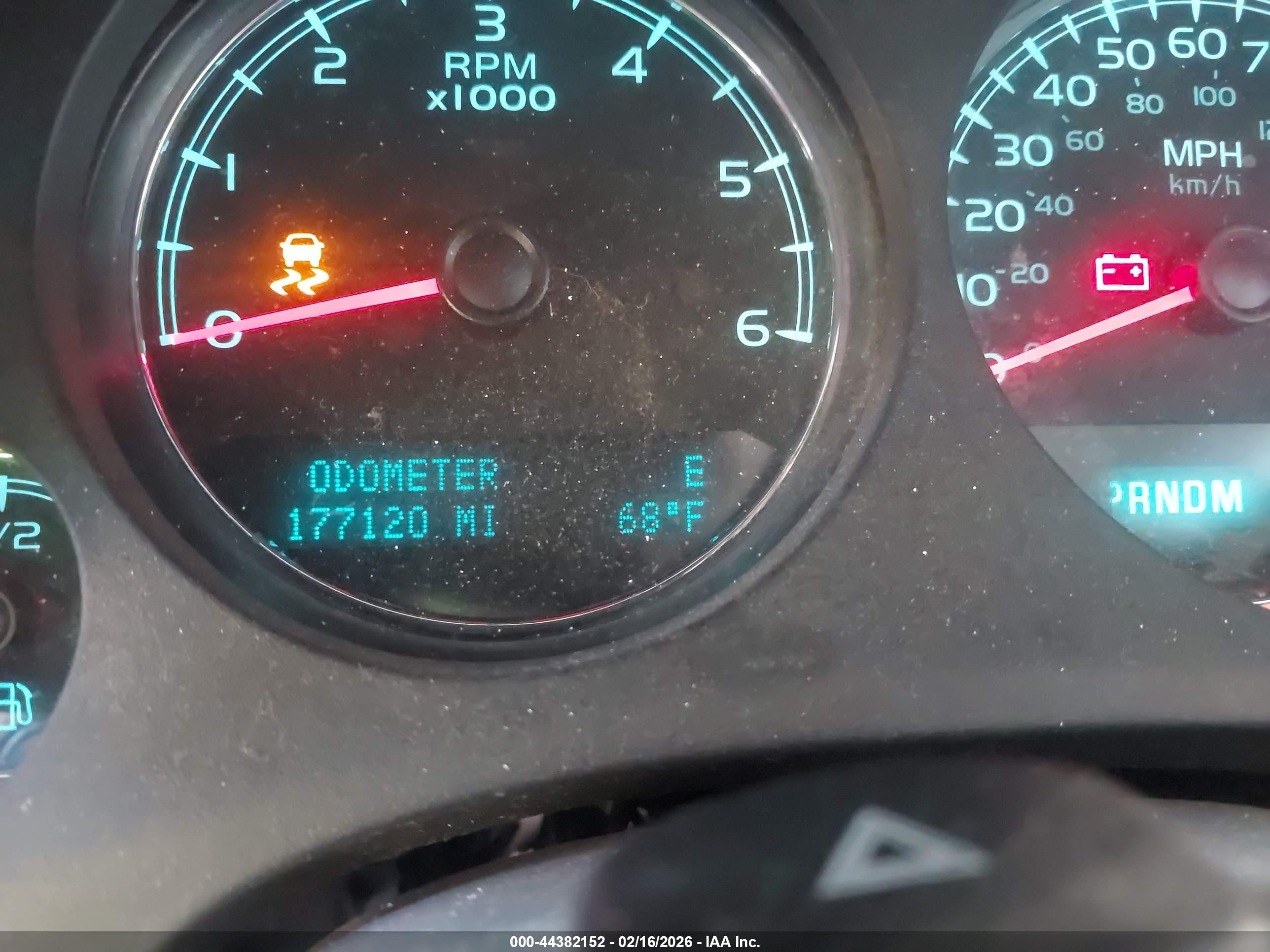 CHEVROLET TAHOE image 7