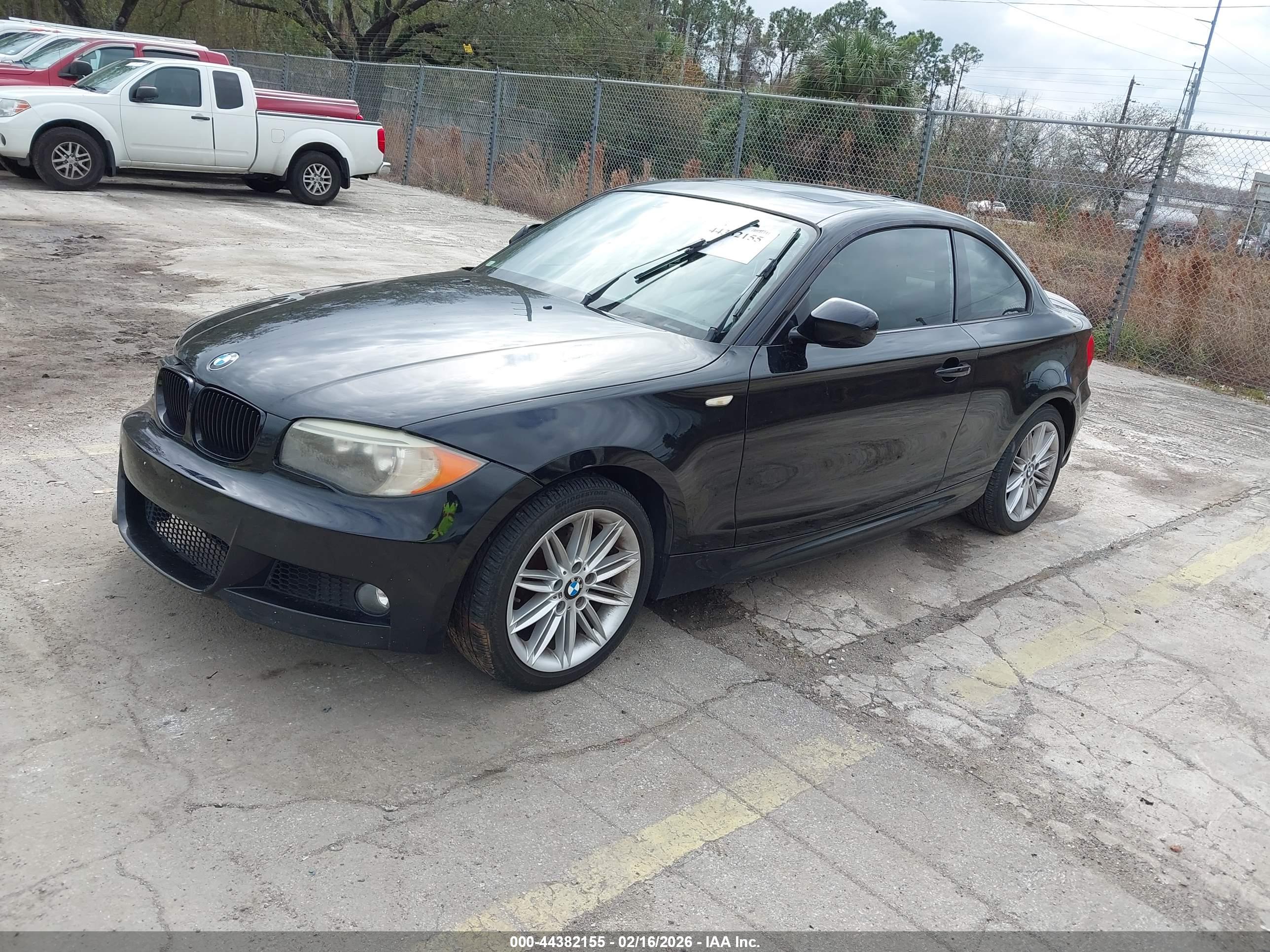 BMW 128I image 2