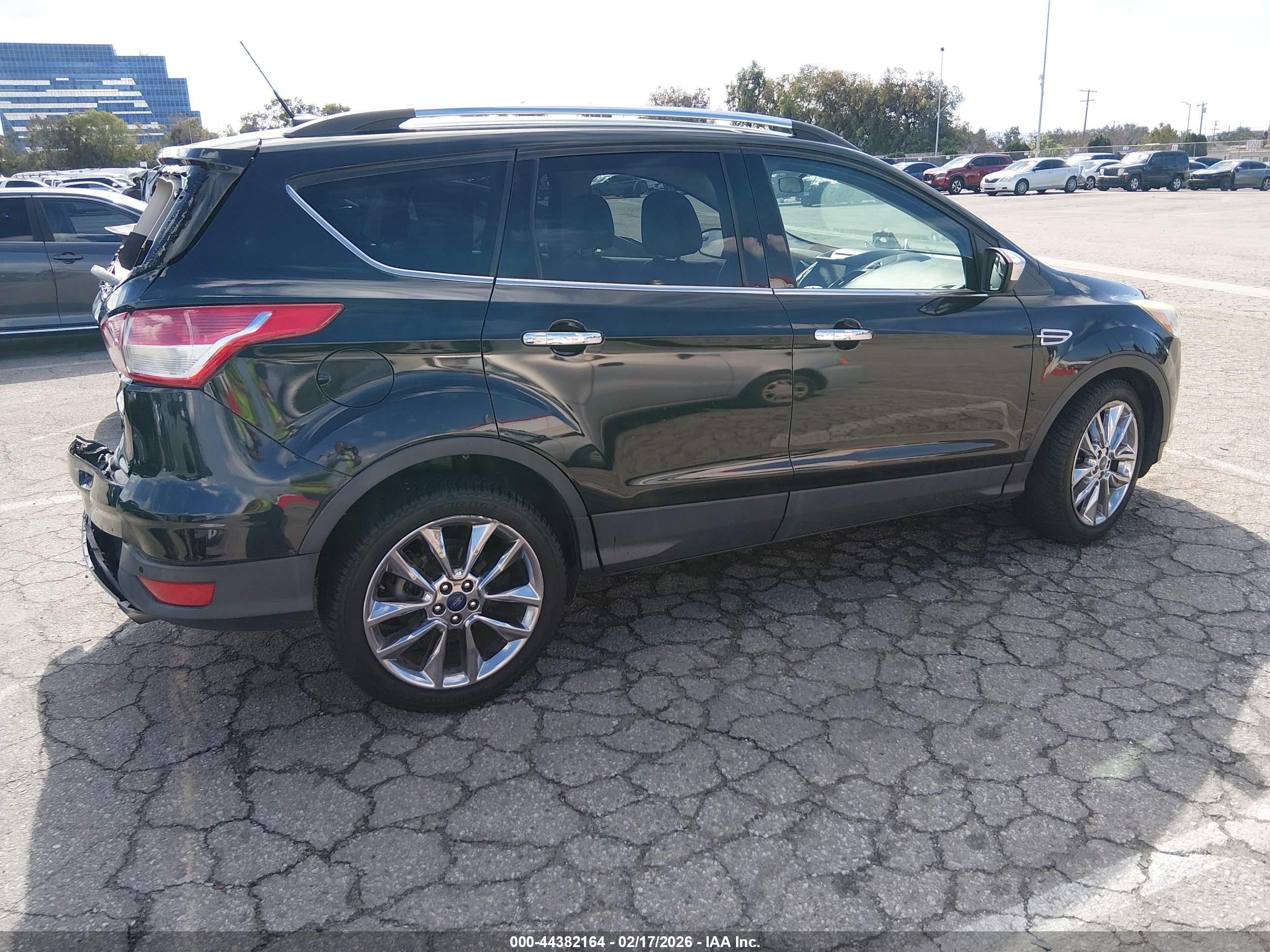 FORD ESCAPE image 4