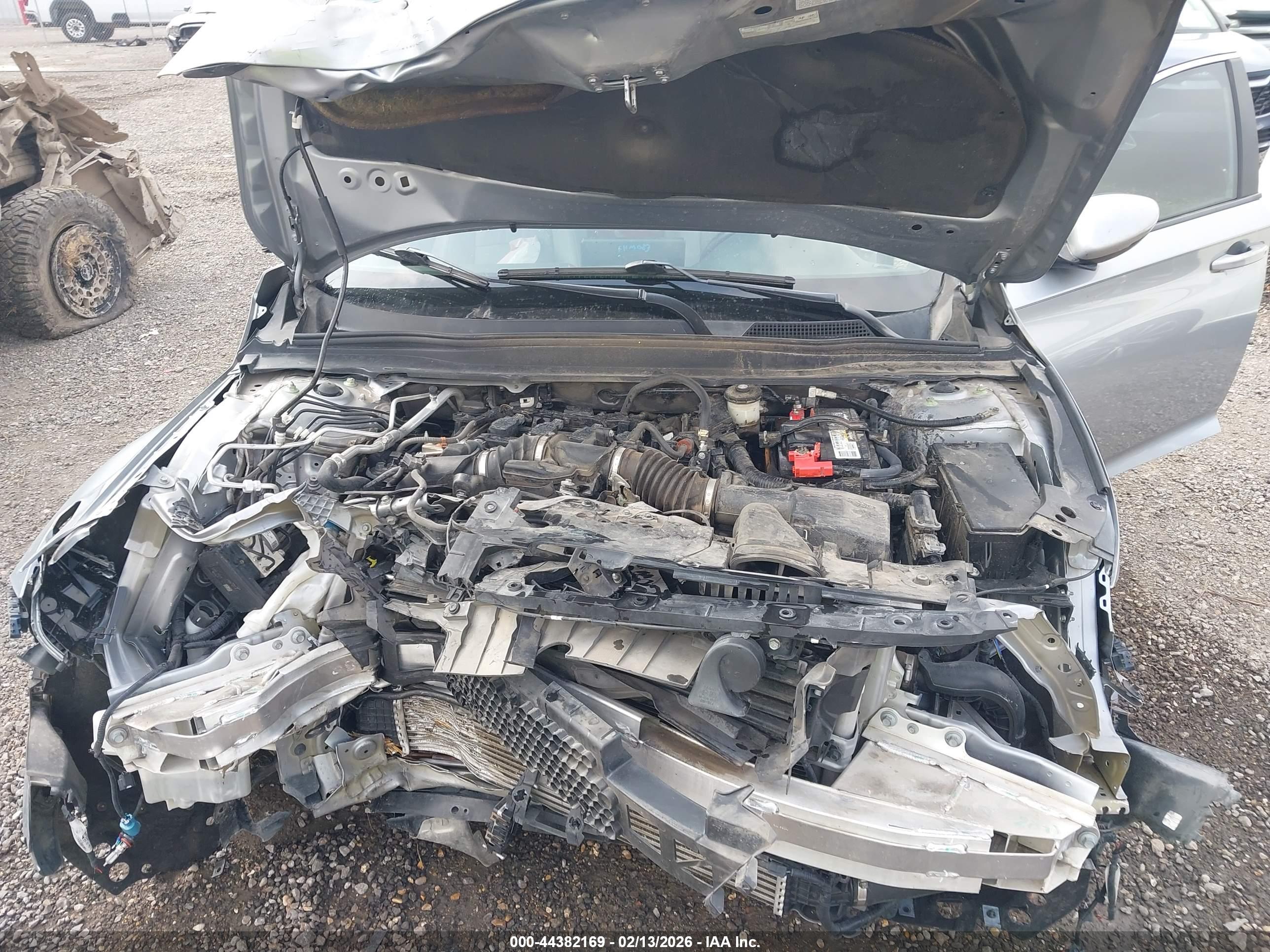 HONDA ACCORD image 10