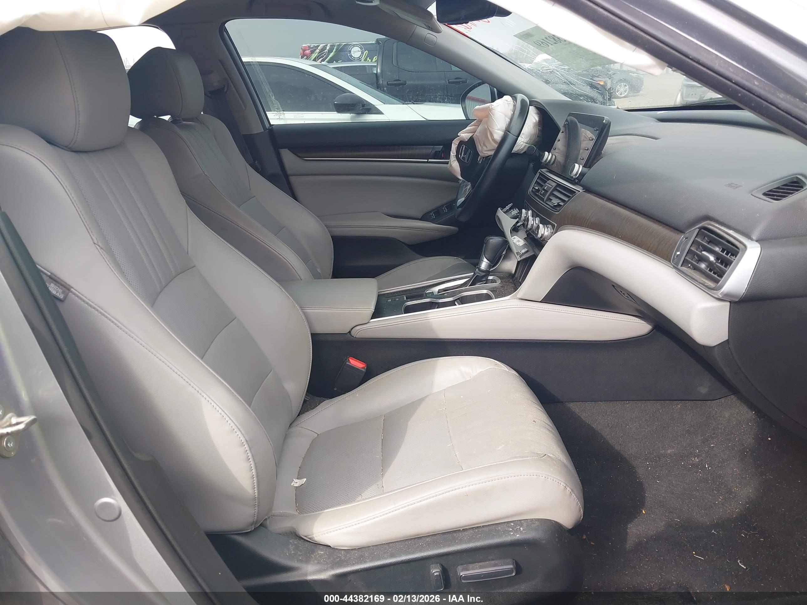 HONDA ACCORD image 5