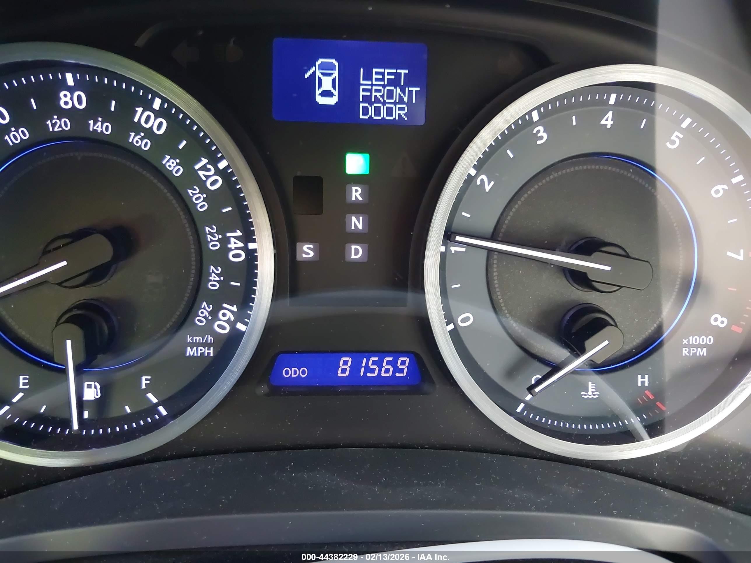 LEXUS IS image 7
