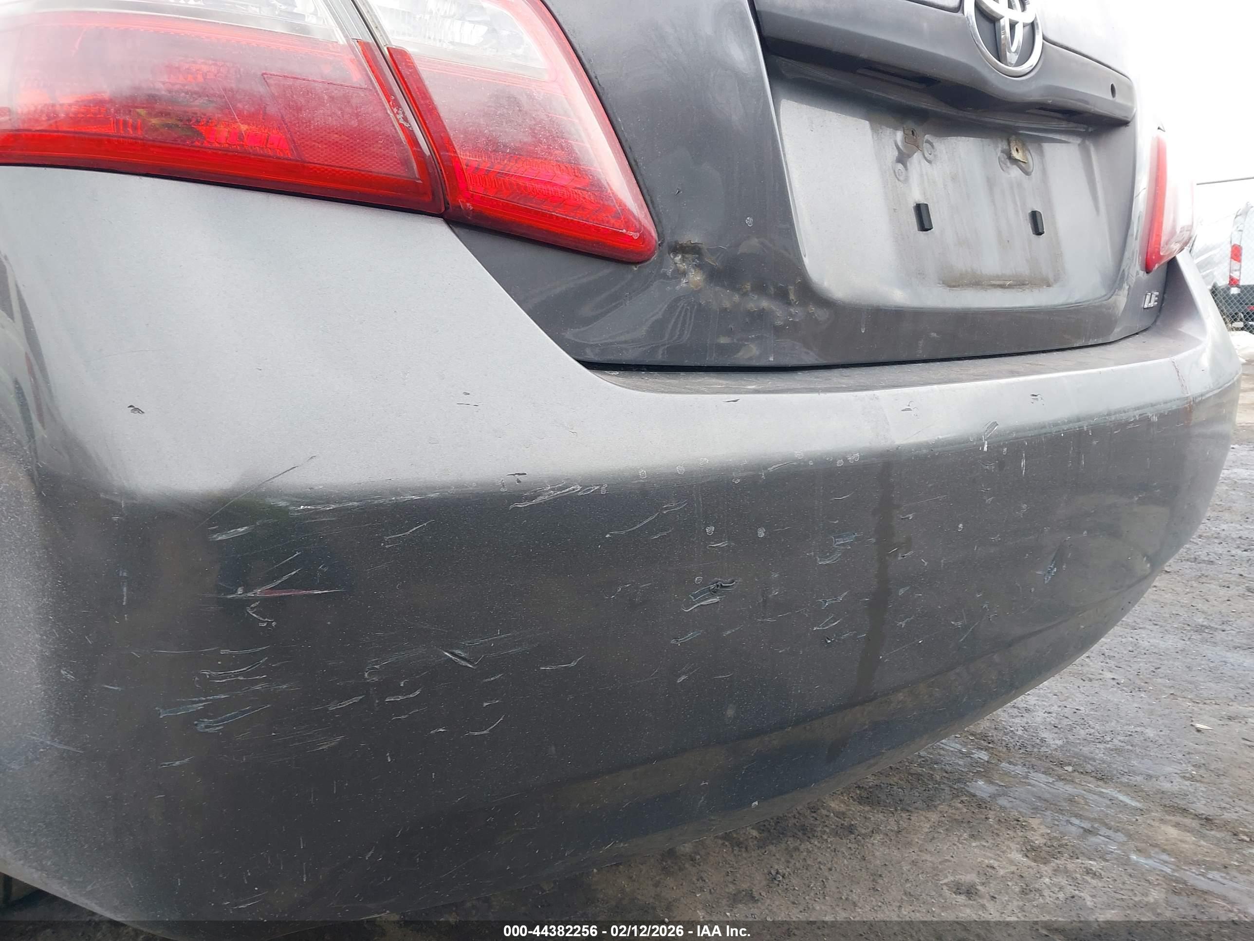 TOYOTA CAMRY image 6