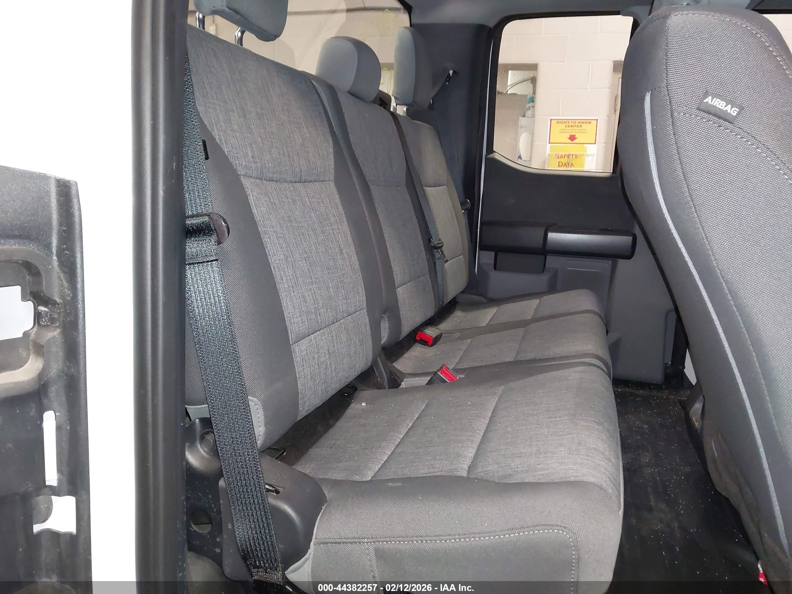 FORD F-150 image 8