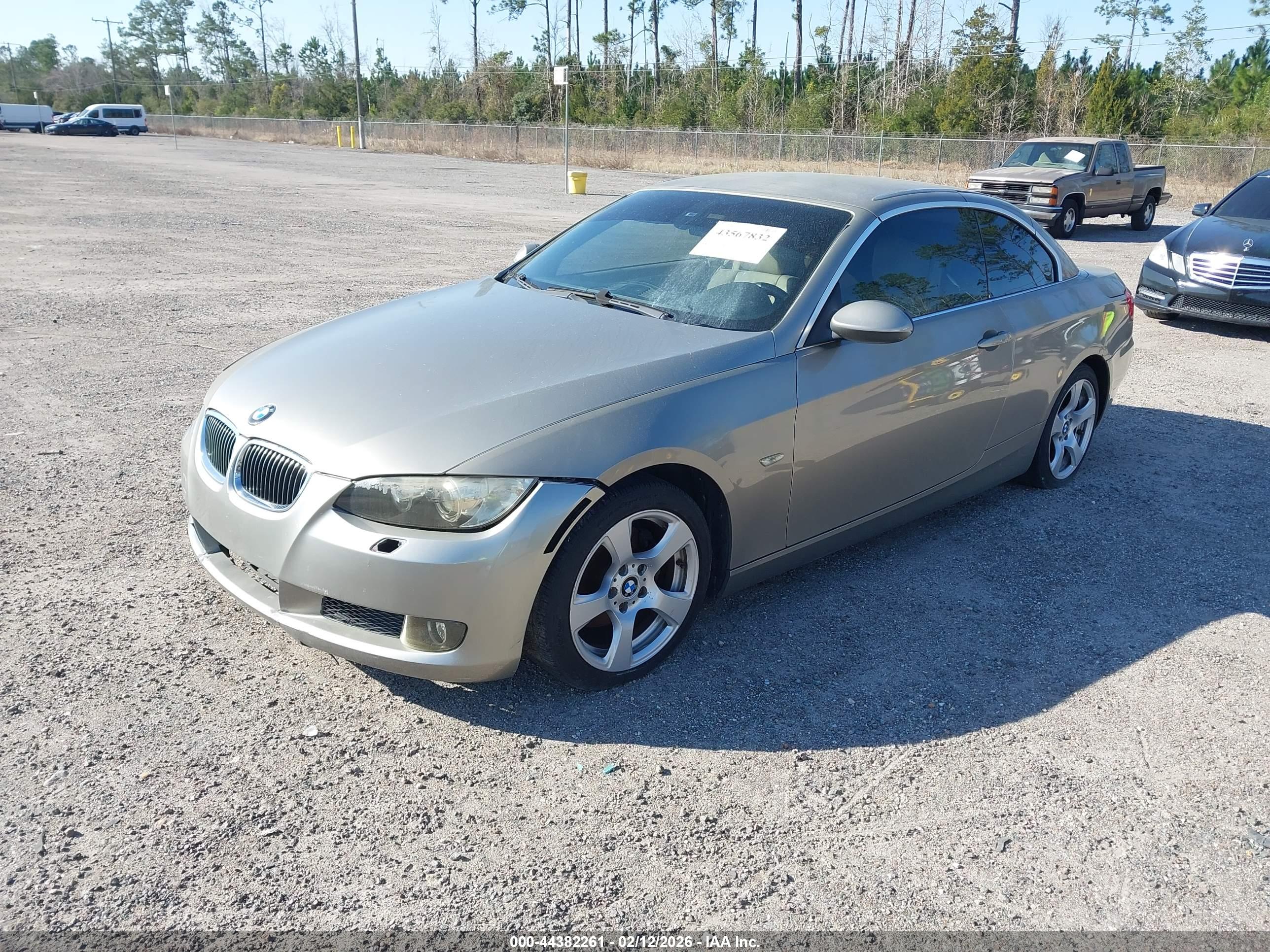 BMW 328I image 2