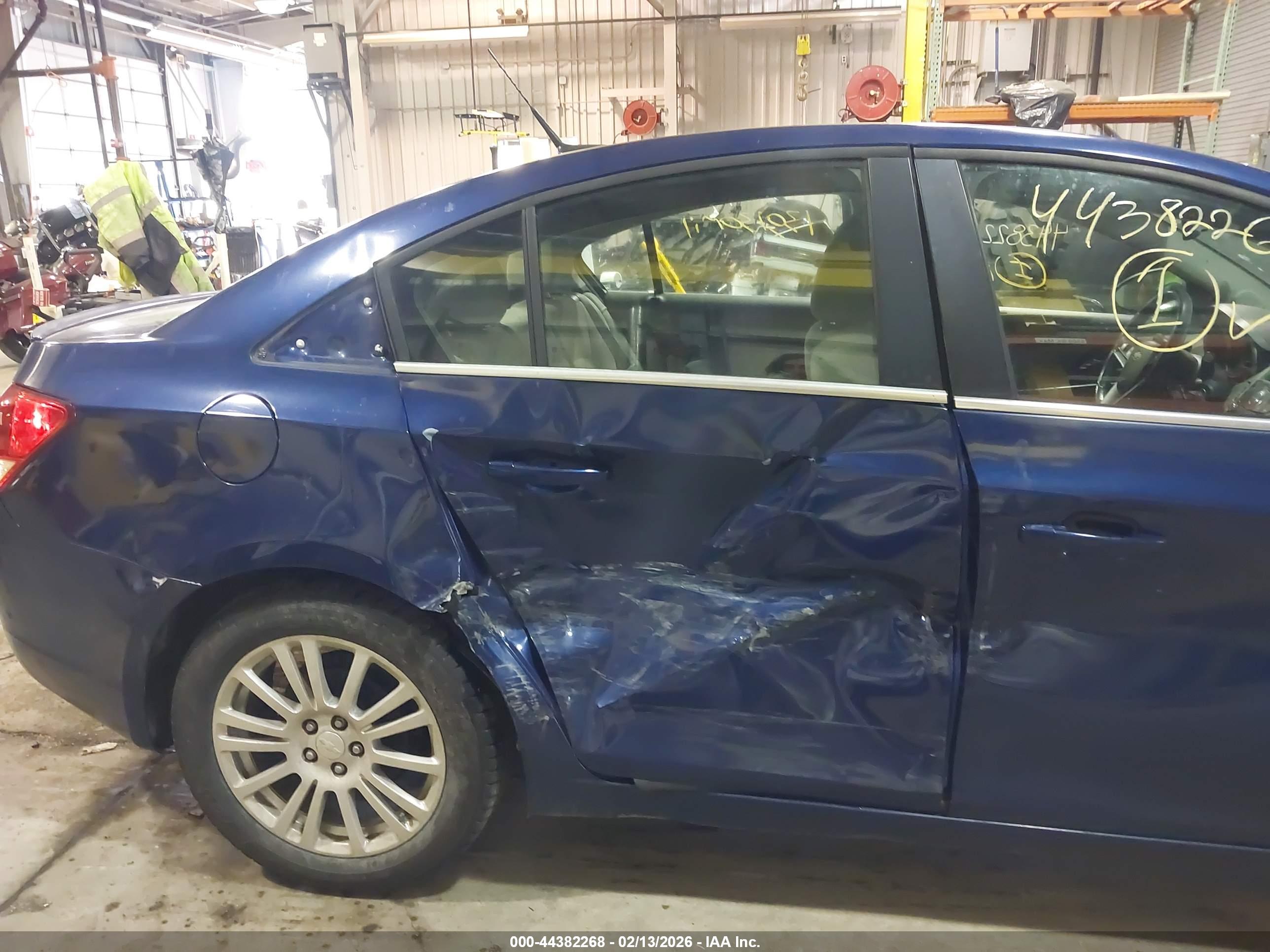 CHEVROLET CRUZE image 6