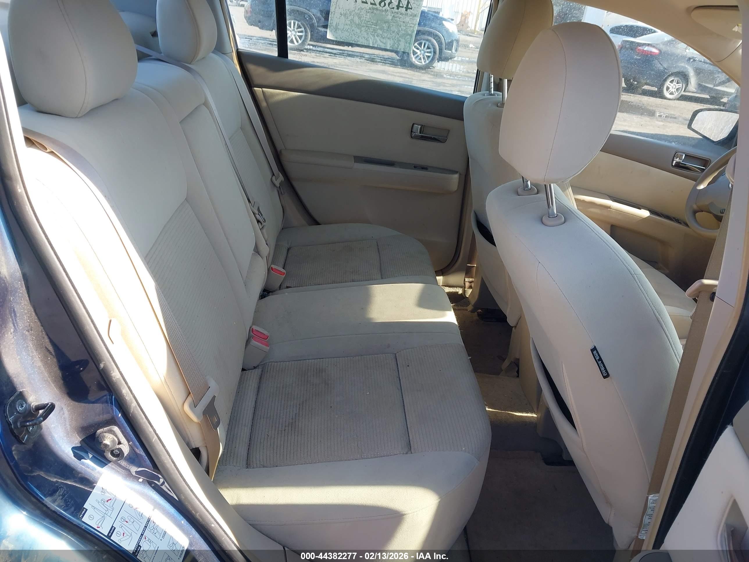 NISSAN SENTRA image 8