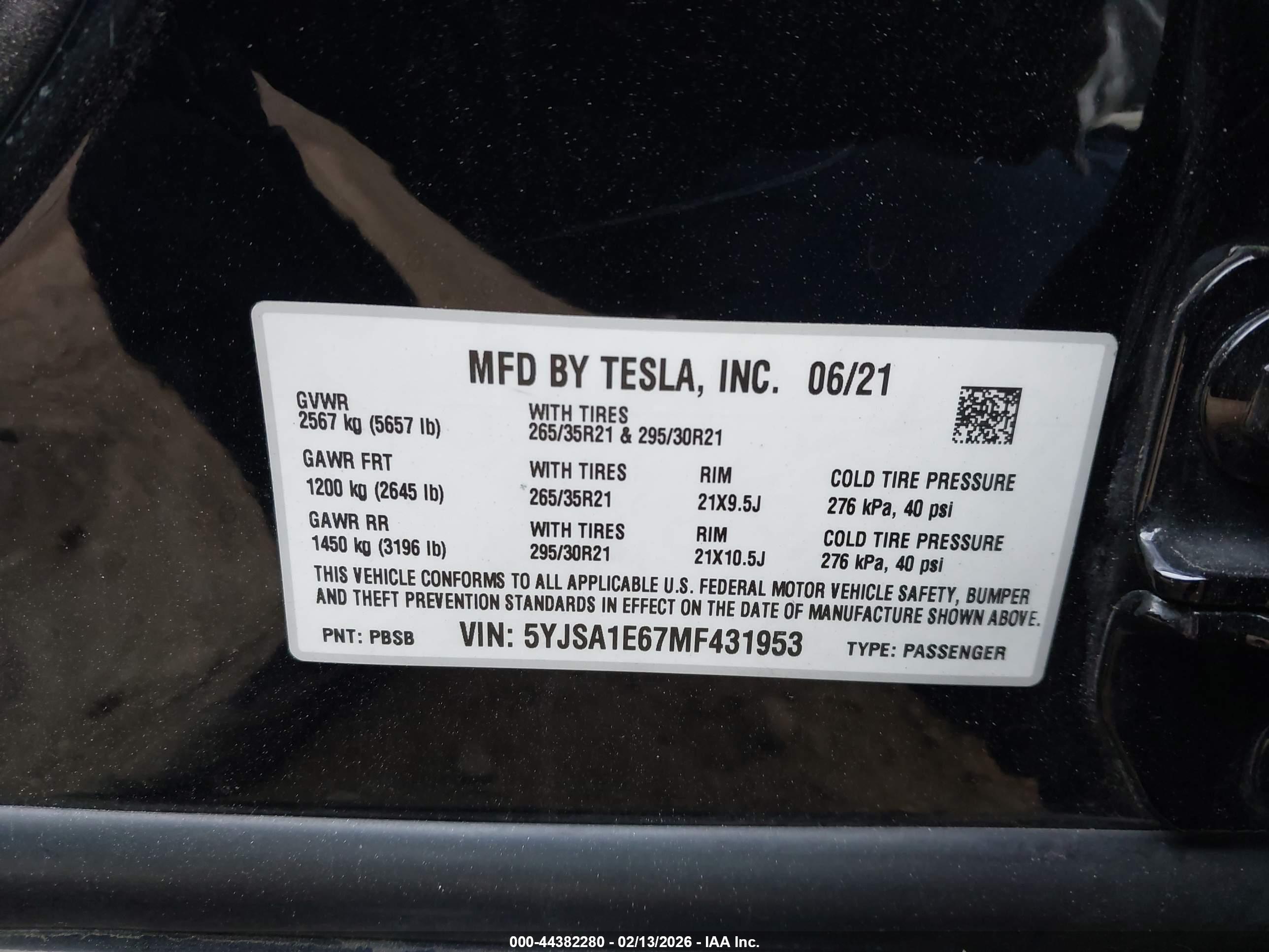 TESLA MODEL image 9