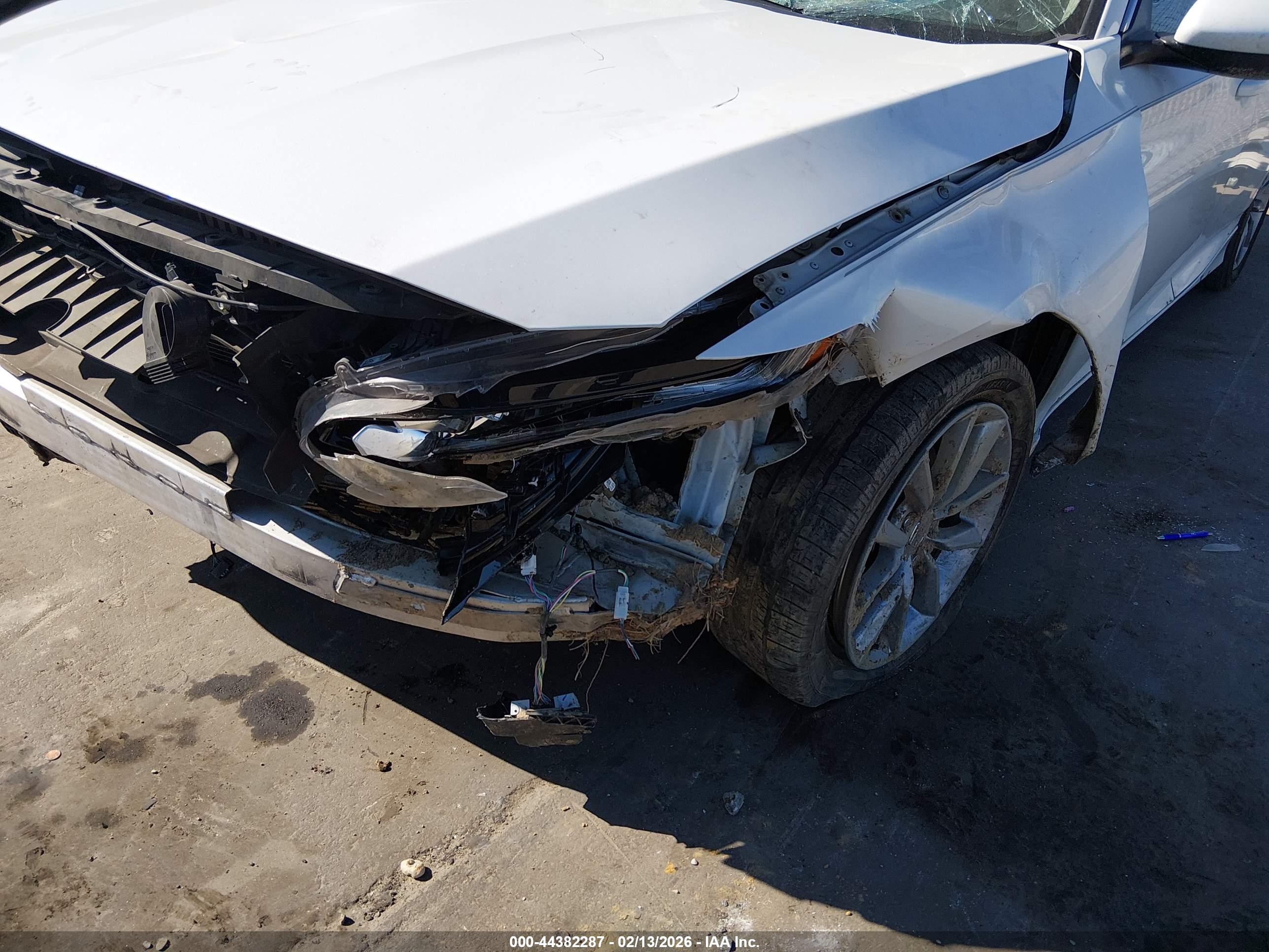 HONDA ACCORD image 6