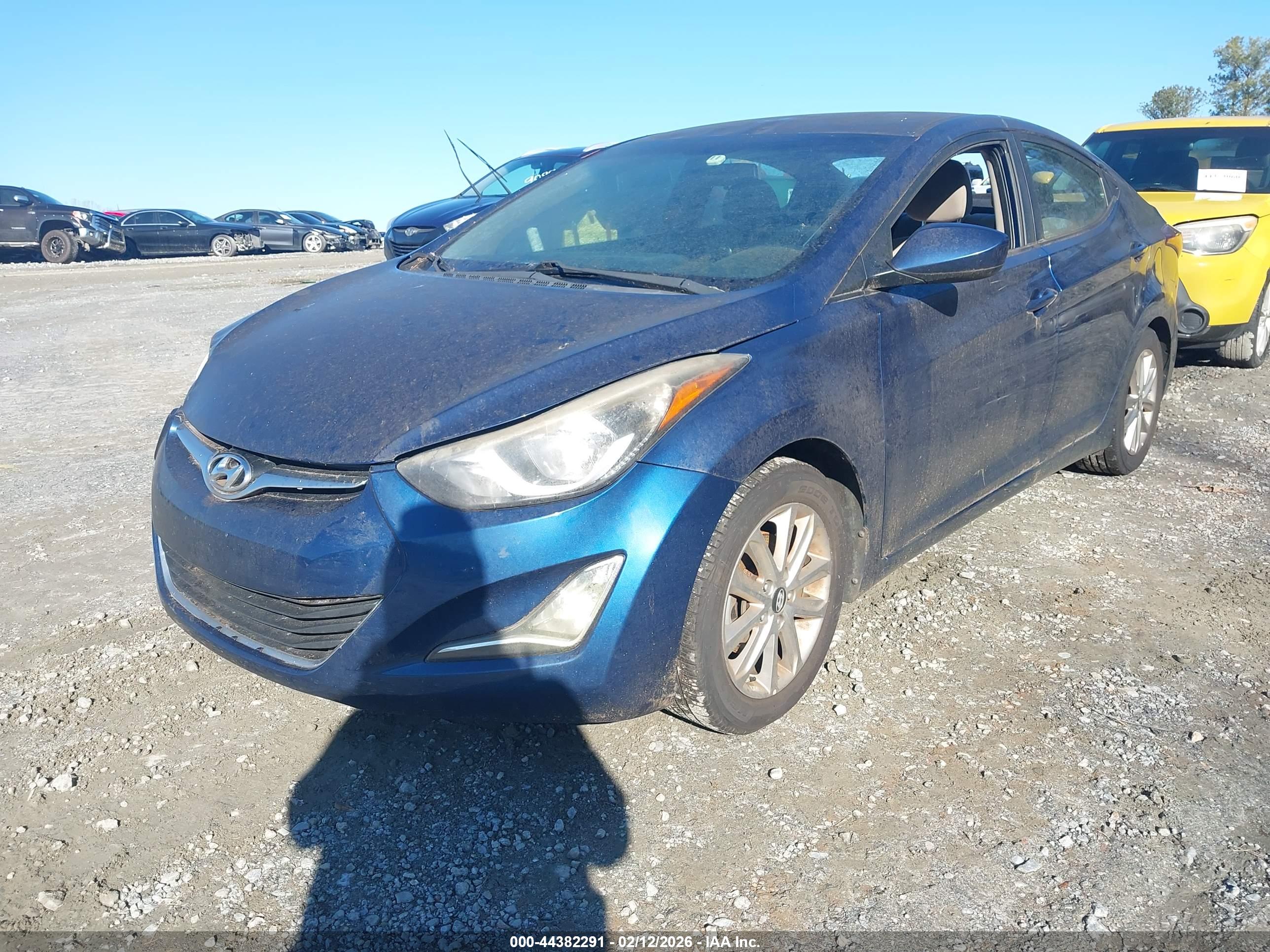 HYUNDAI ELANTRA image 2