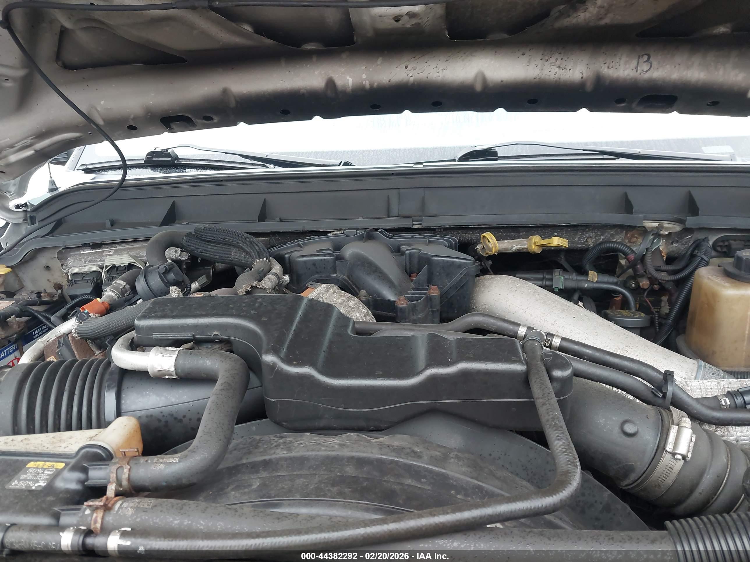 FORD F-550 image 10
