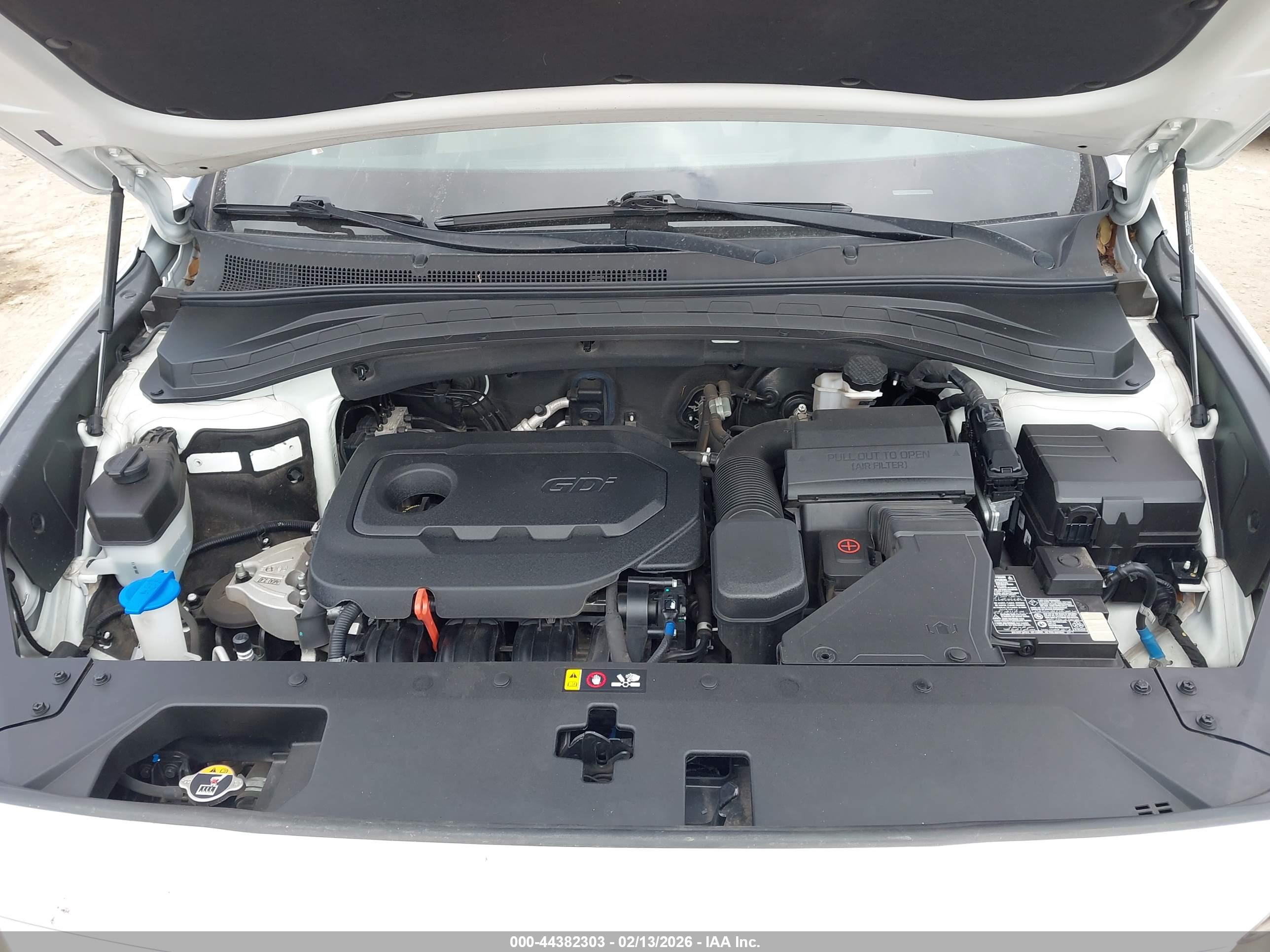 HYUNDAI SANTA image 10