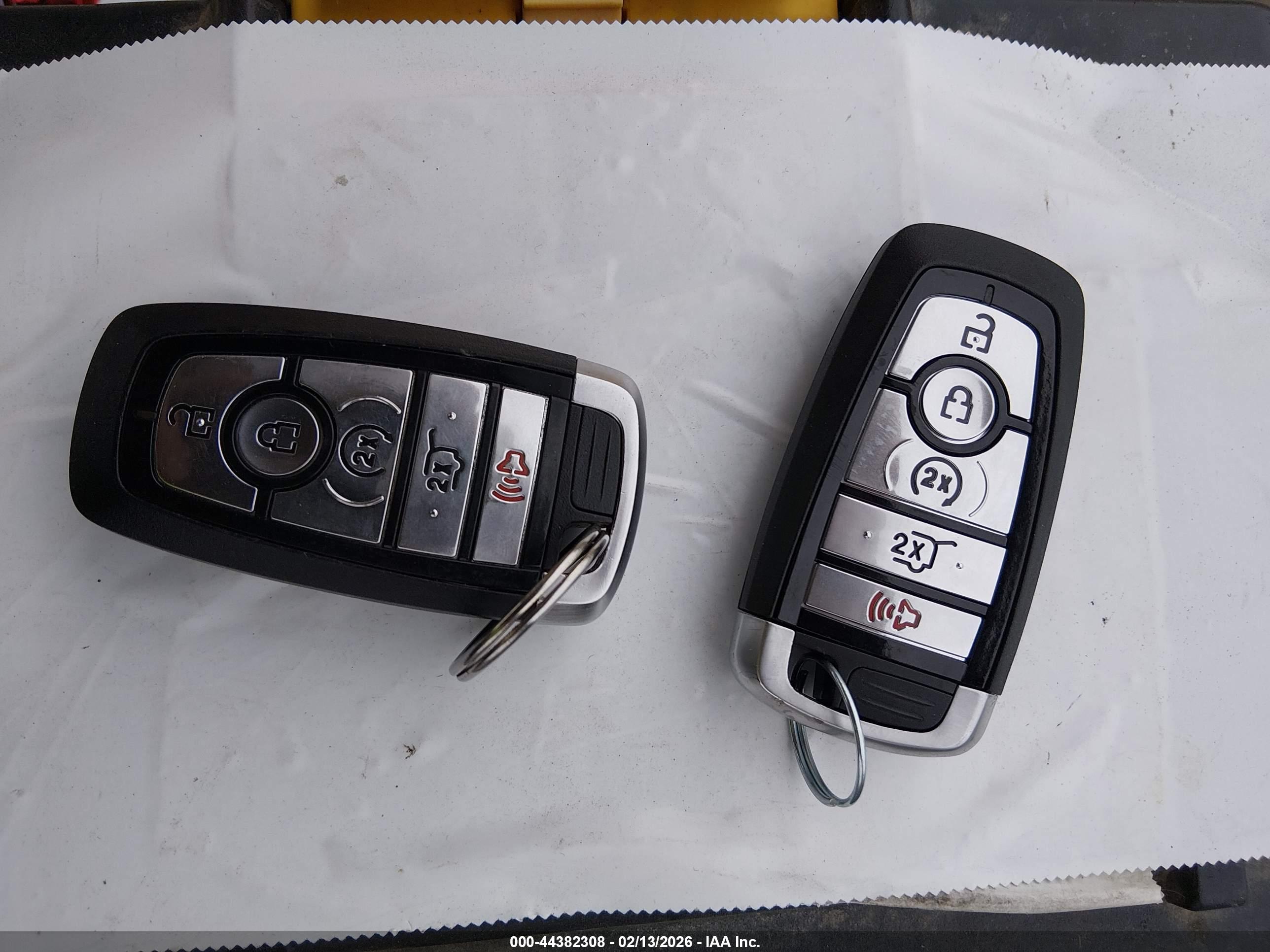 FORD ESCAPE image 11