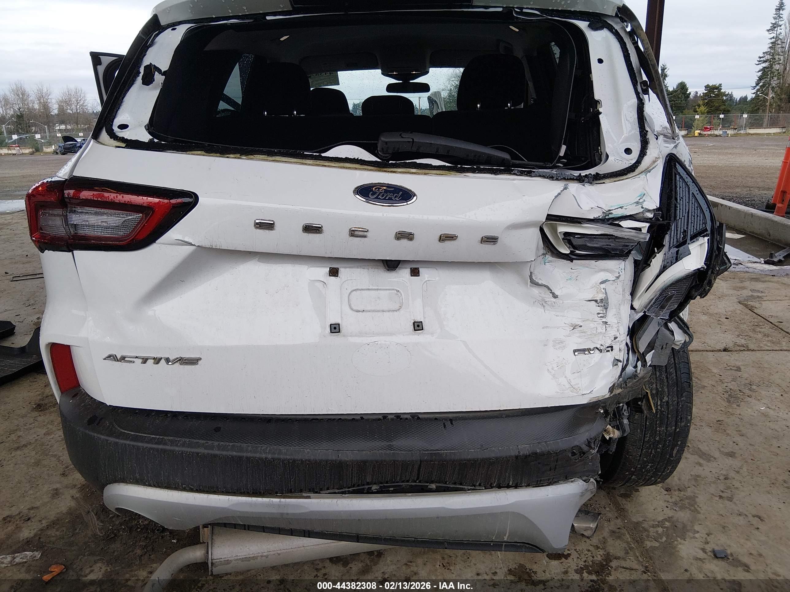 FORD ESCAPE image 6