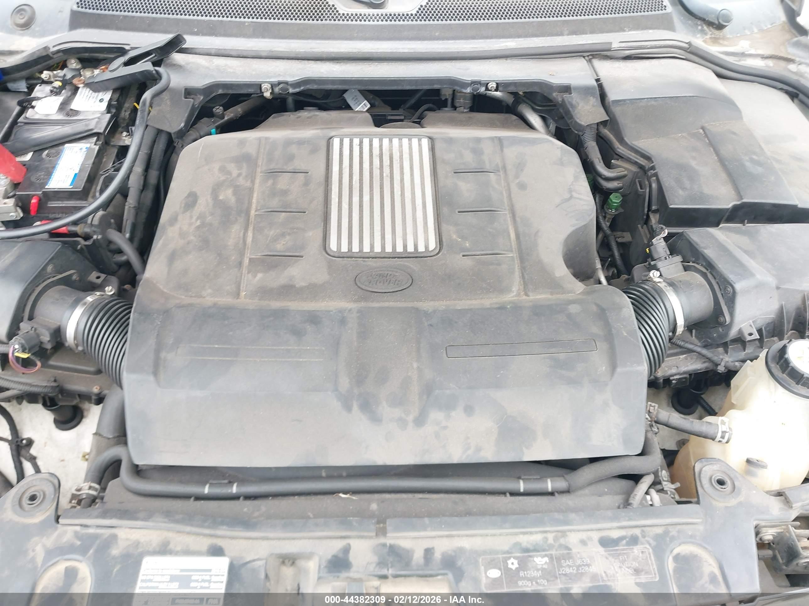 LAND ROVER image 10