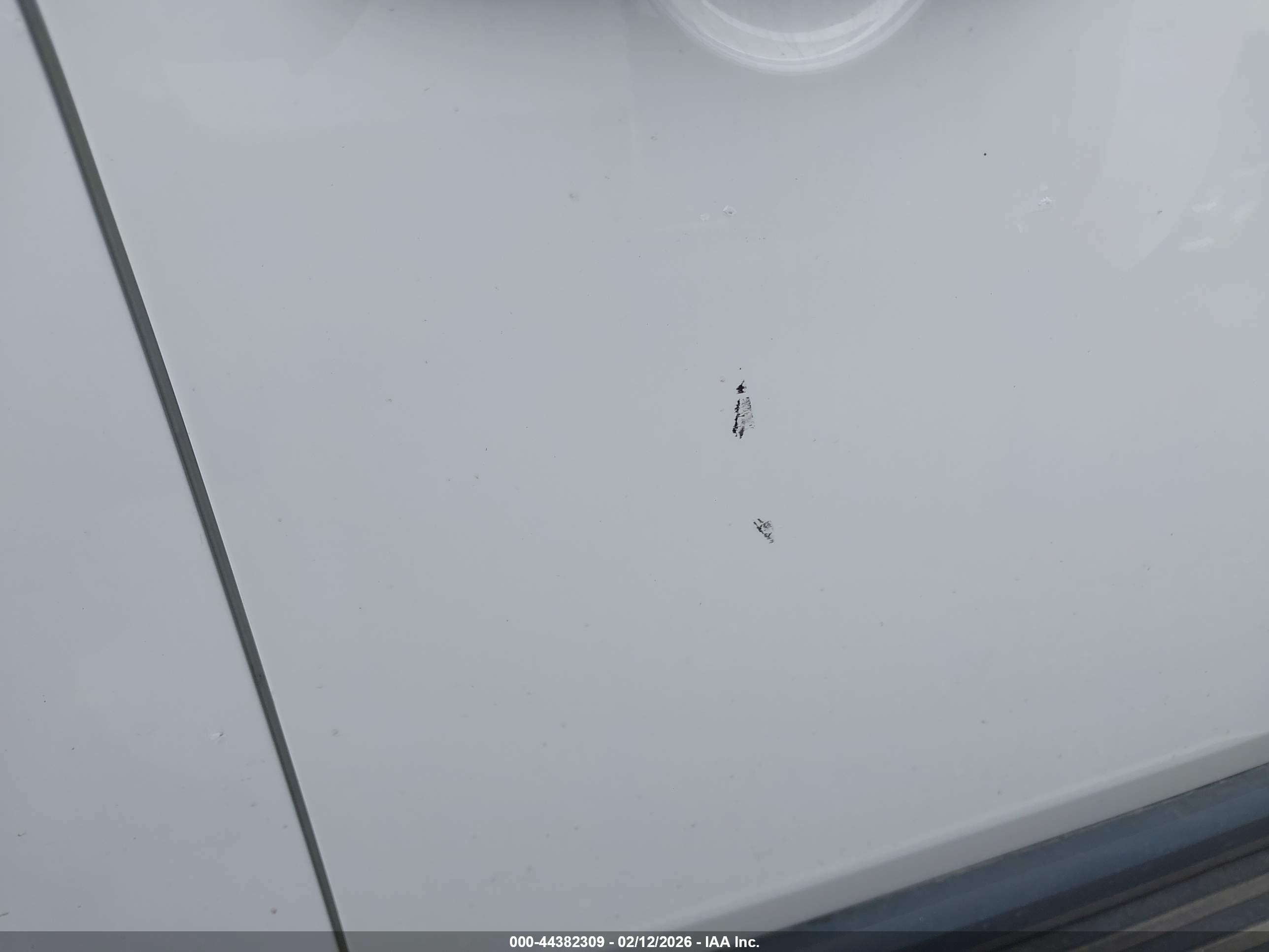 LAND ROVER image 6