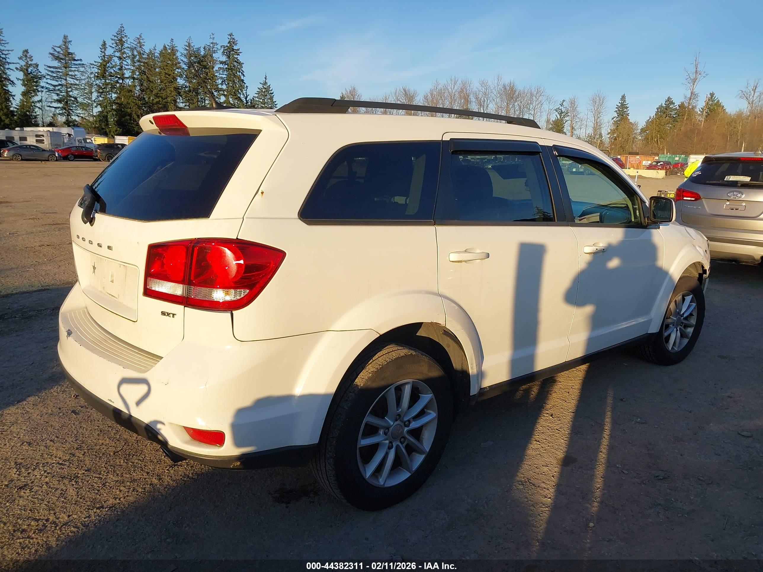 DODGE JOURNEY image 4