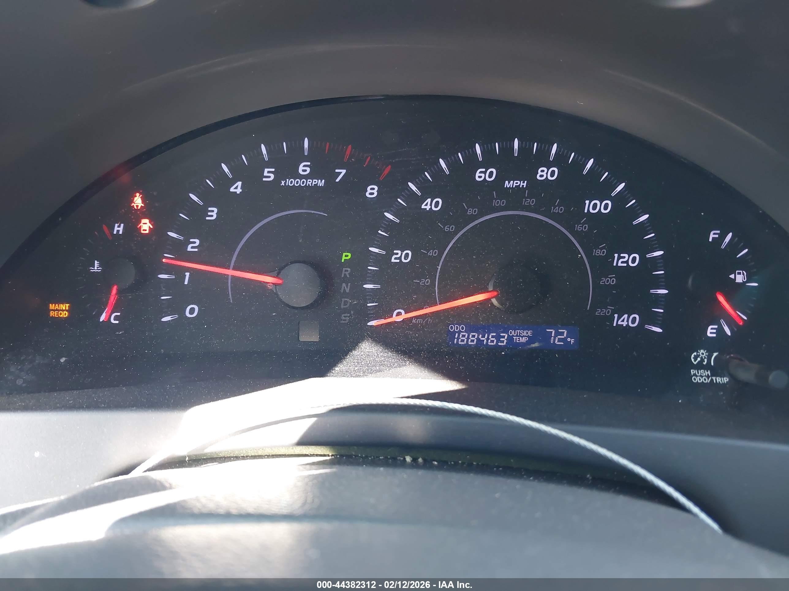 TOYOTA CAMRY image 7