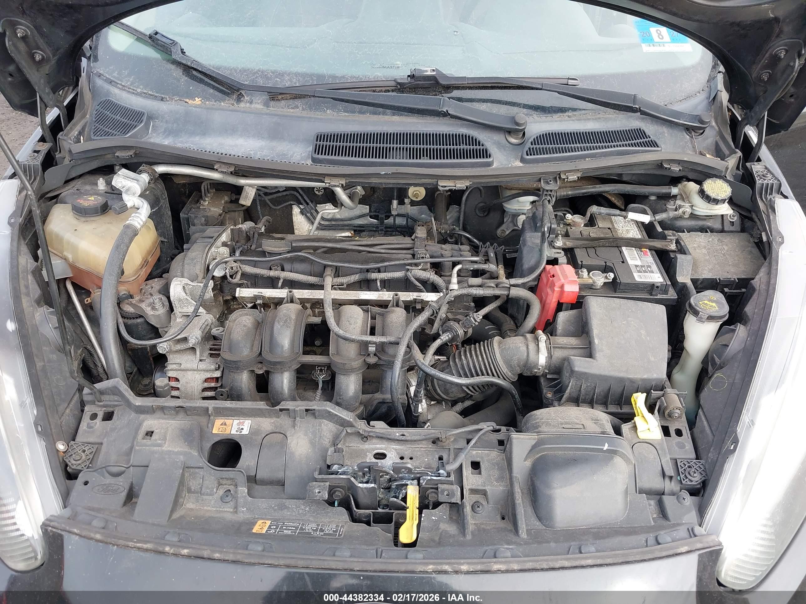 FORD FIESTA image 10