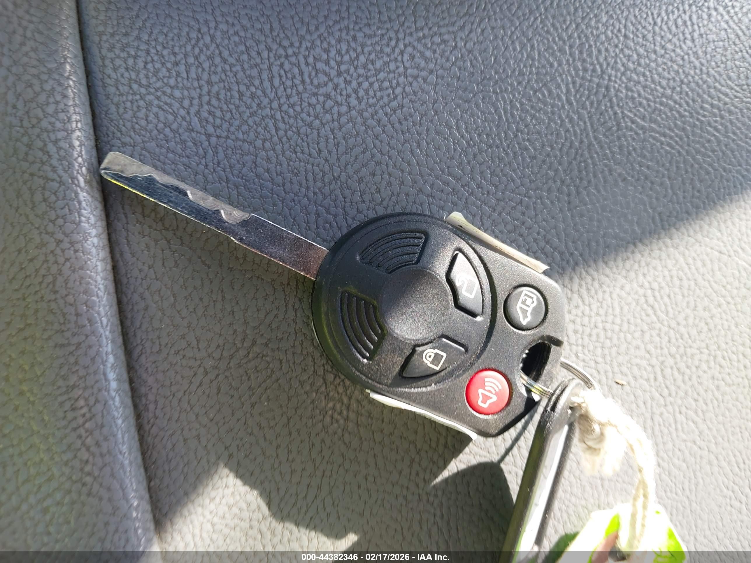 FORD TRANSIT-250 image 11