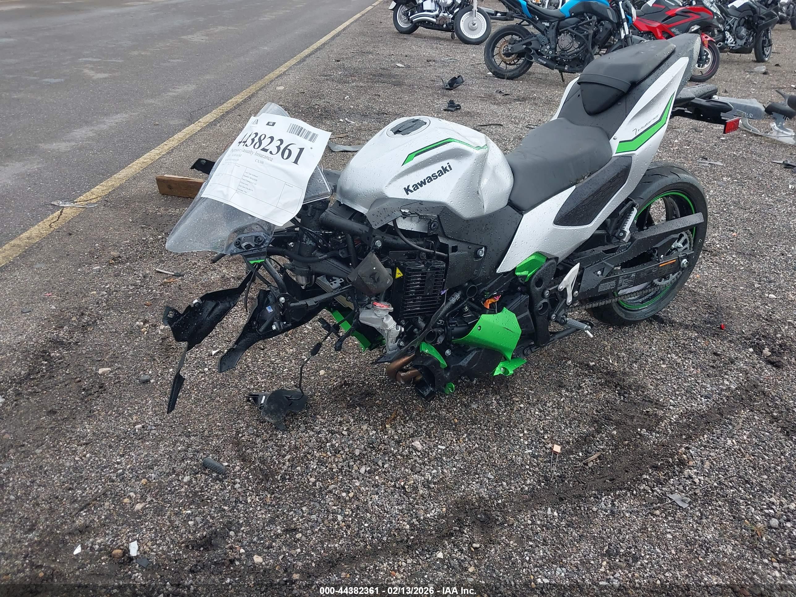 KAWASAKI CX500 image 2
