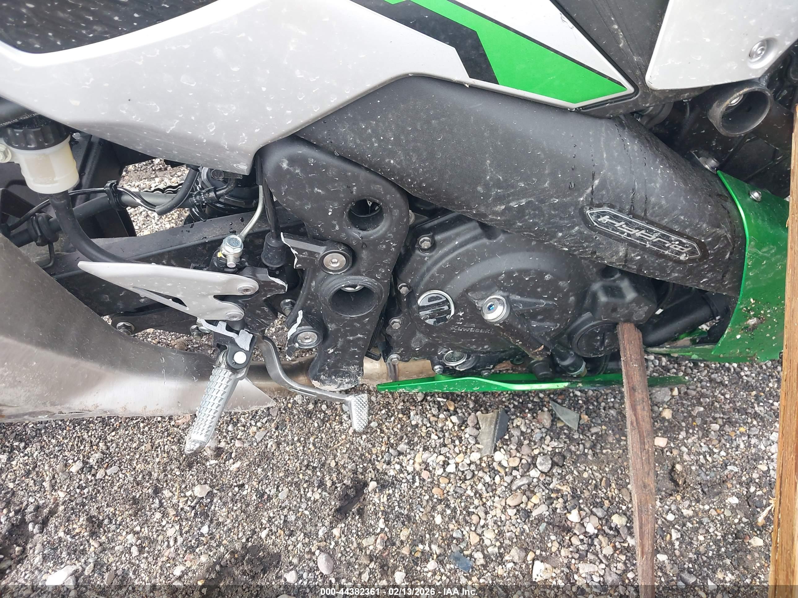 KAWASAKI CX500 image 8