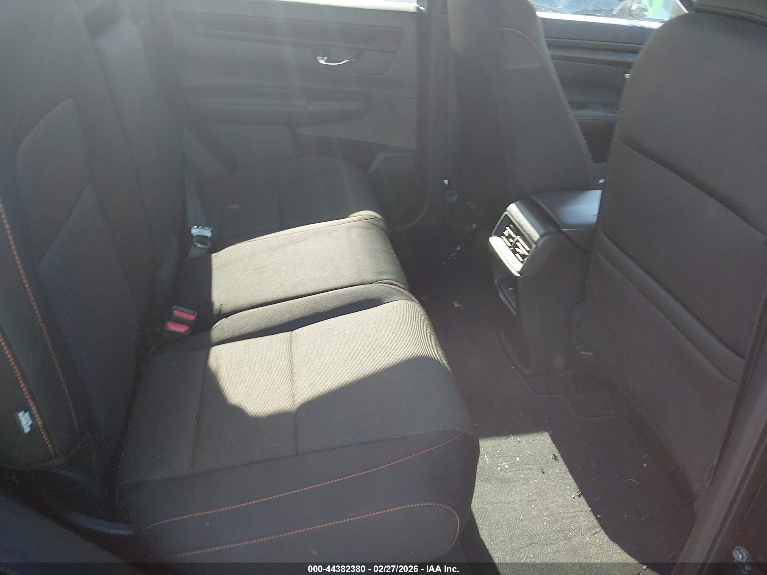 HONDA CR-V image 8