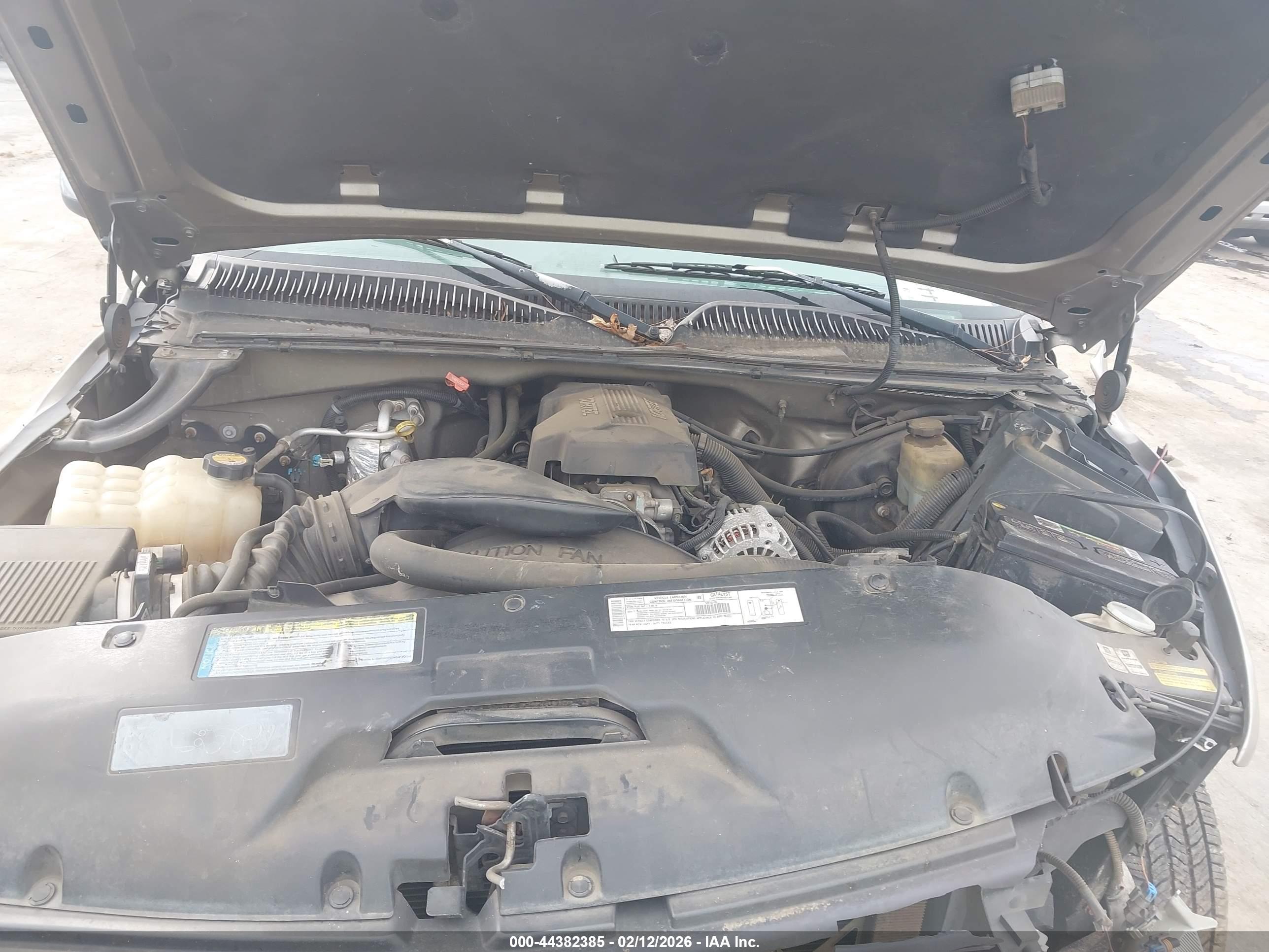 CHEVROLET SILVERADO image 10