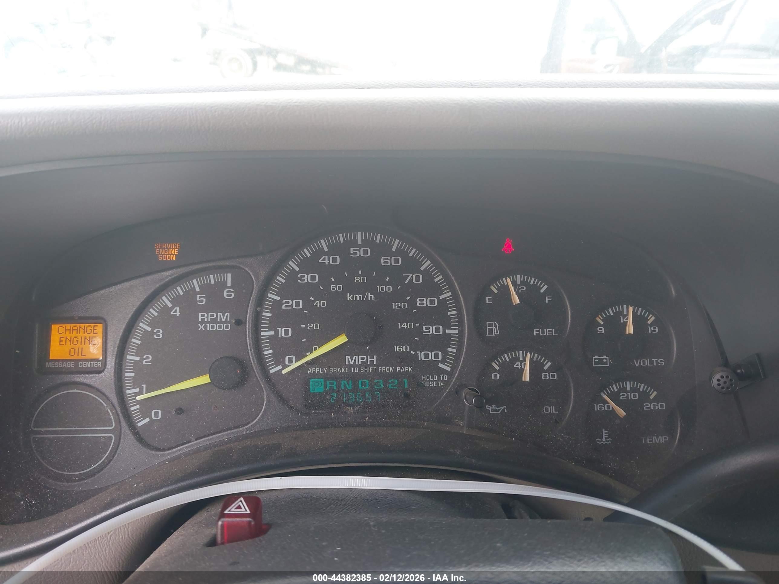 CHEVROLET SILVERADO image 7