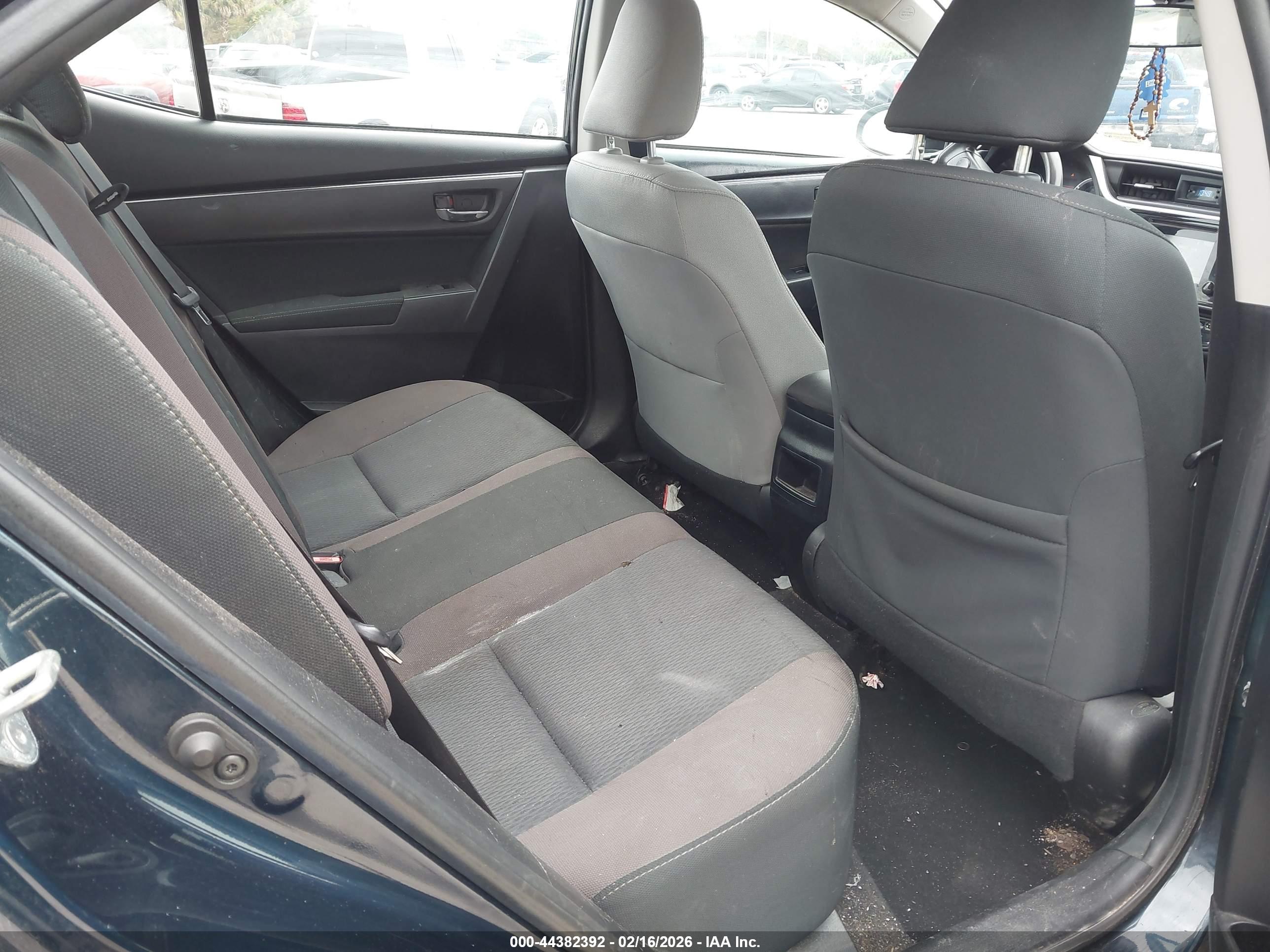 TOYOTA COROLLA image 8