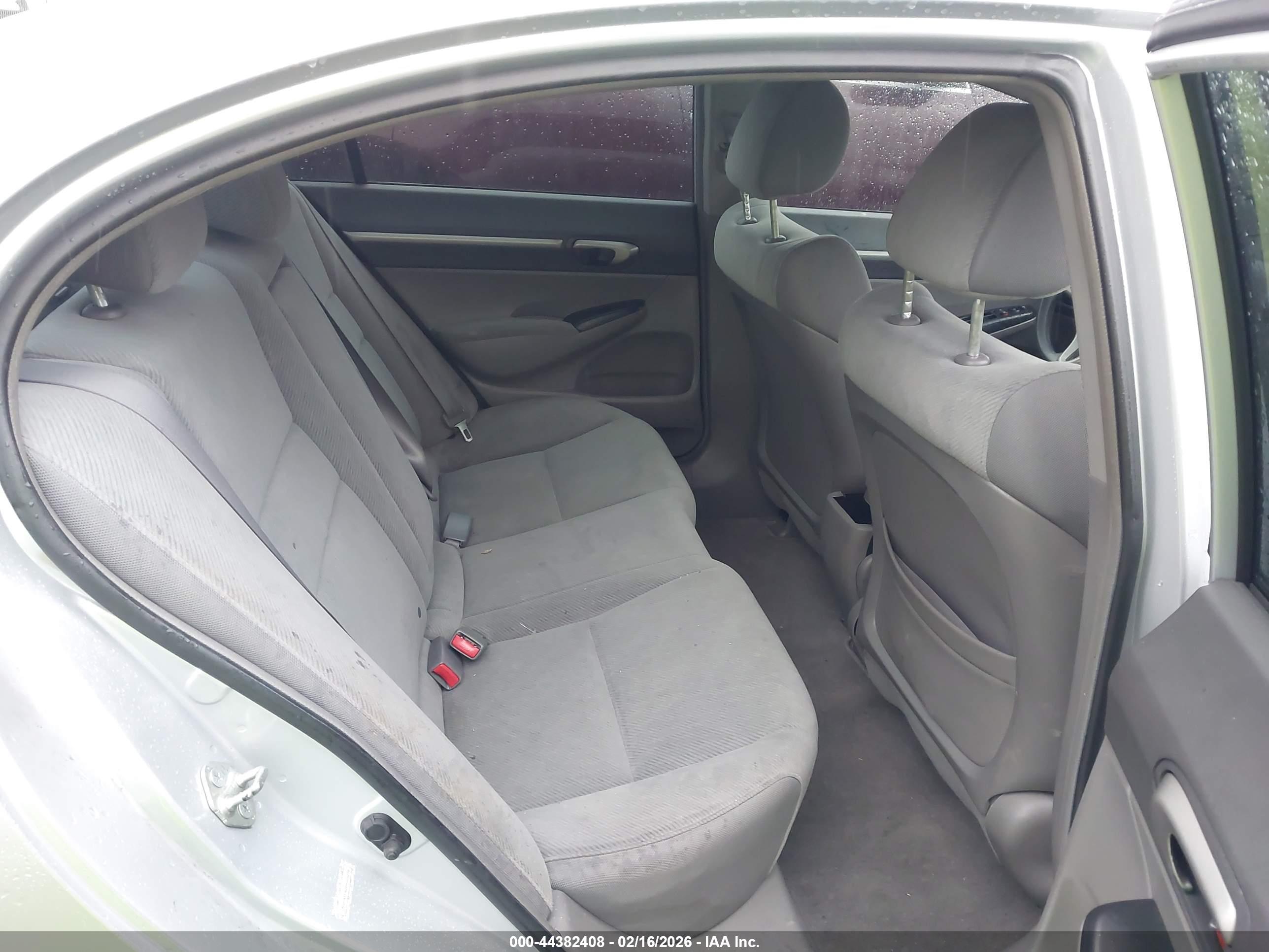 HONDA CIVIC image 8