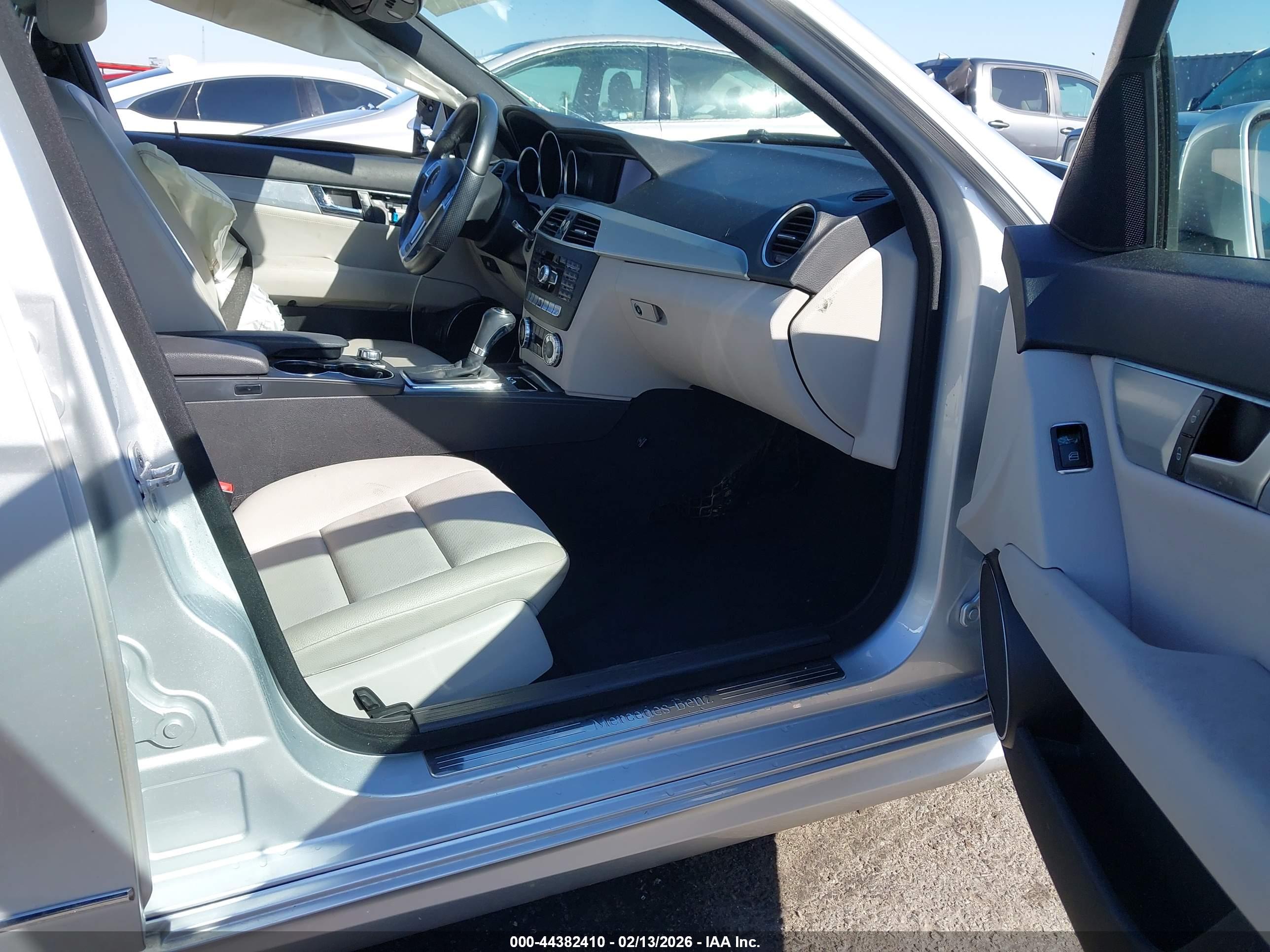 MERCEDES-BENZ C image 5