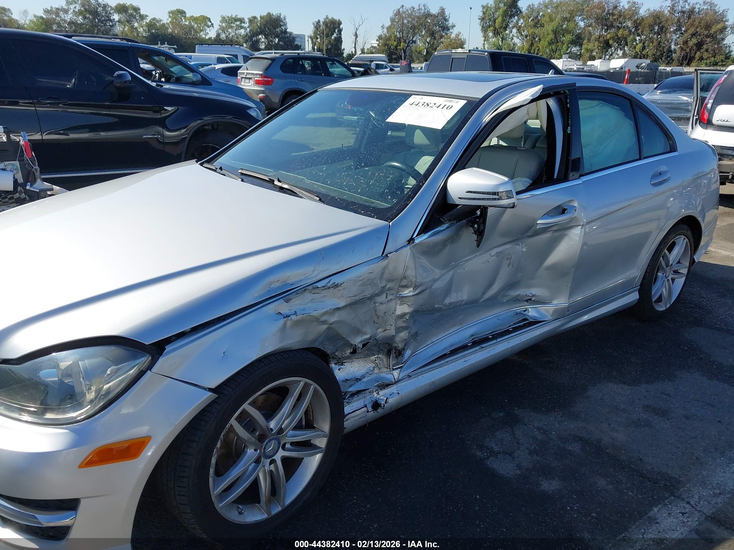 MERCEDES-BENZ C image 6