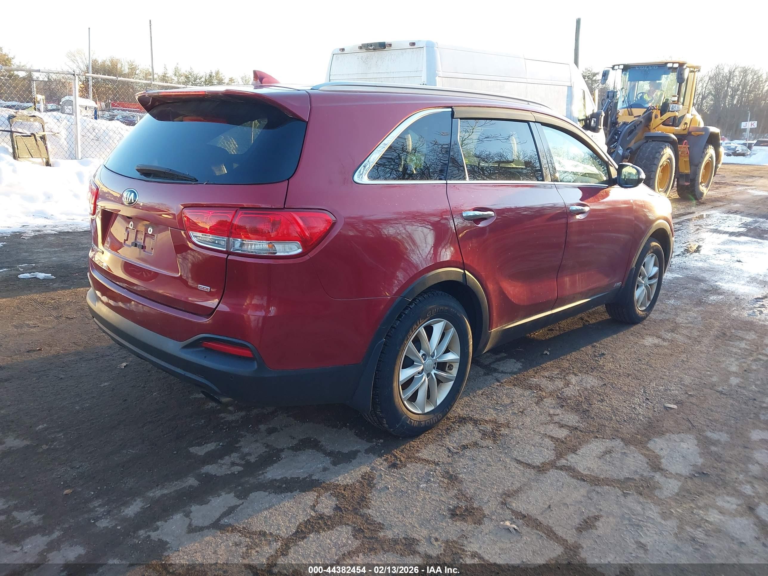 KIA SORENTO image 4