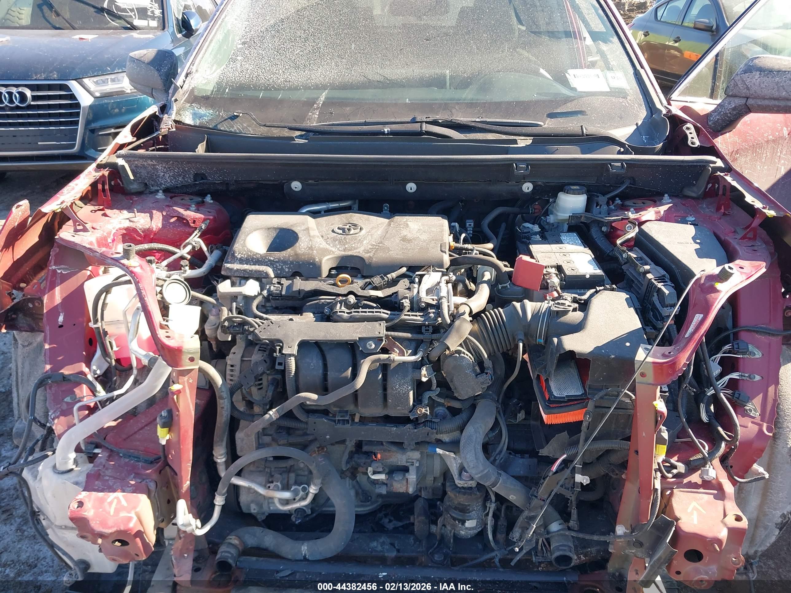 TOYOTA RAV4 image 10