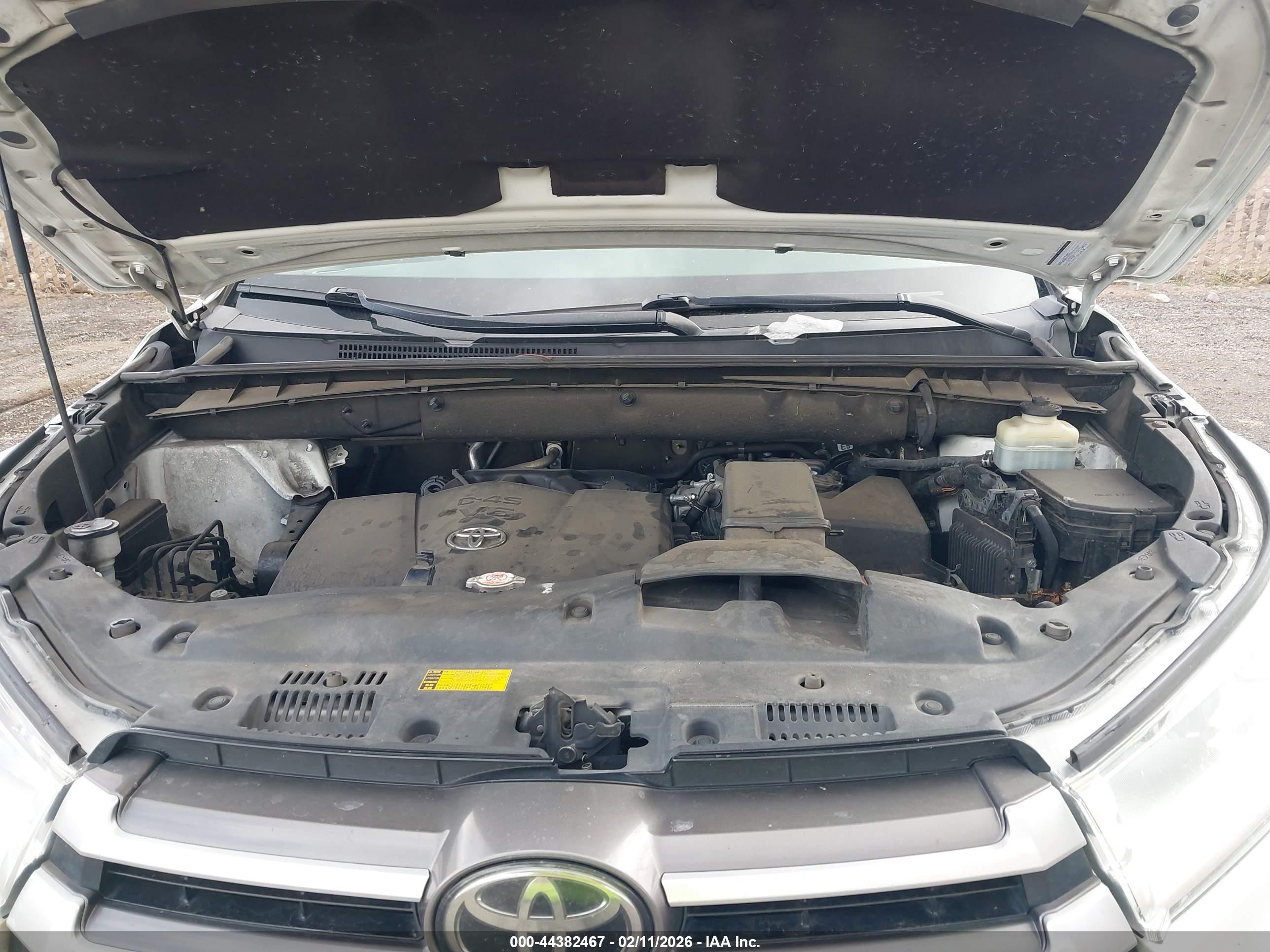 TOYOTA HIGHLANDER image 10