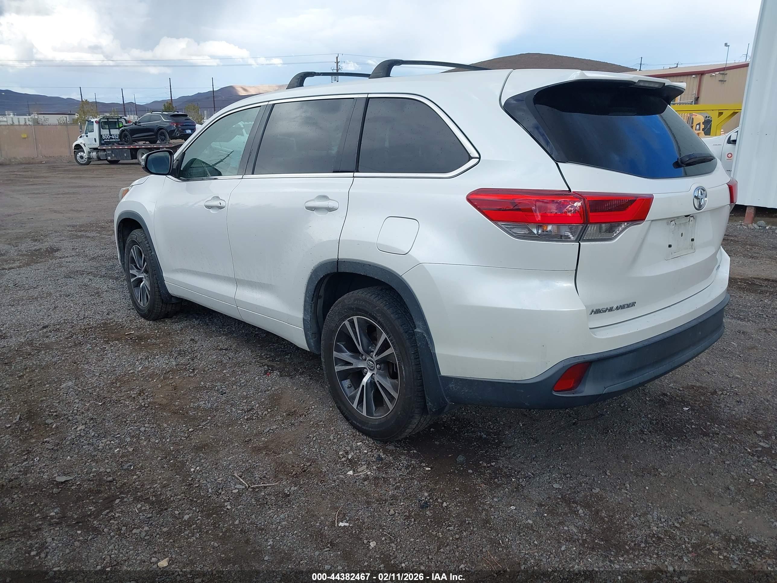 TOYOTA HIGHLANDER image 3