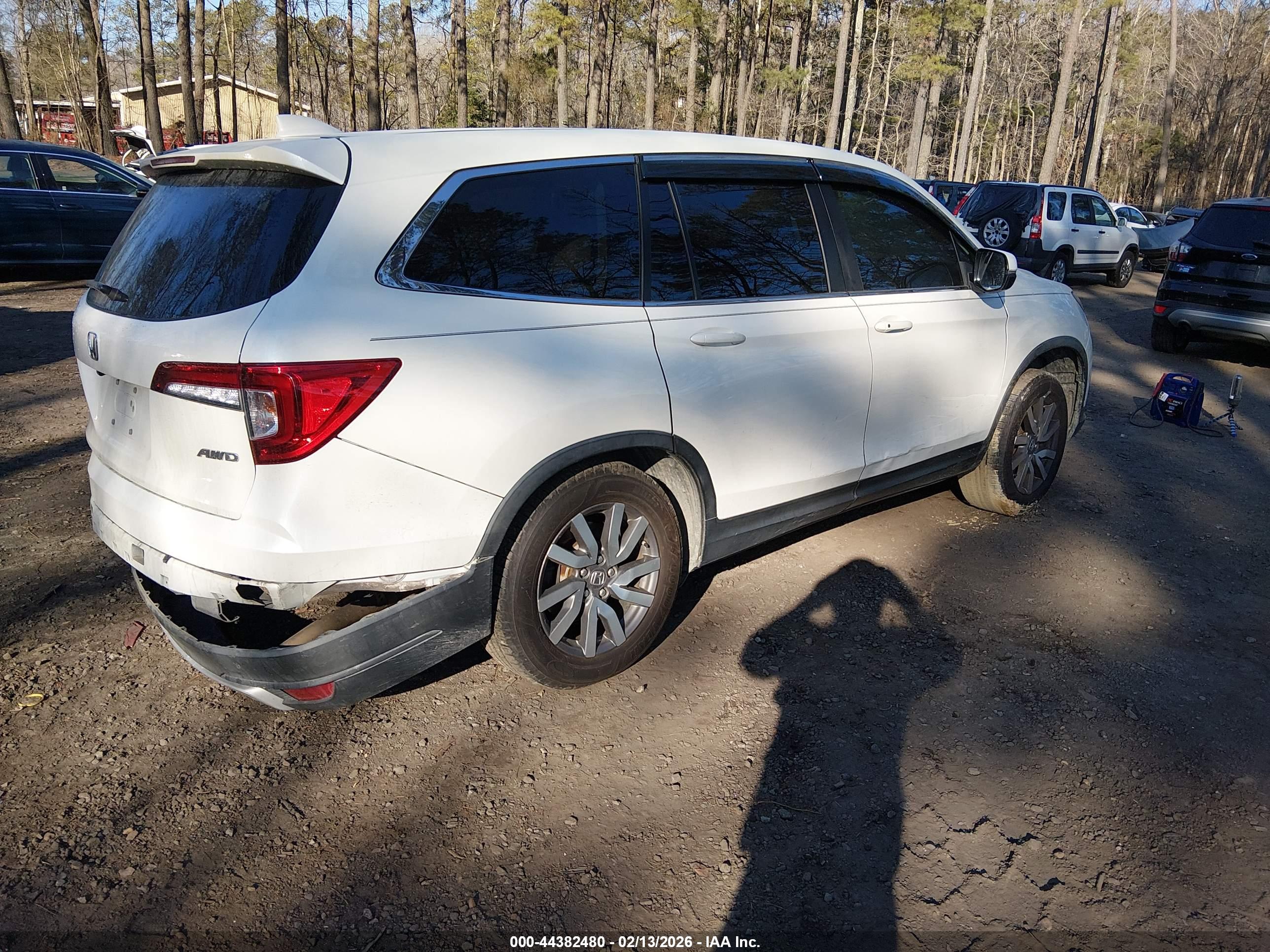 HONDA PILOT image 4