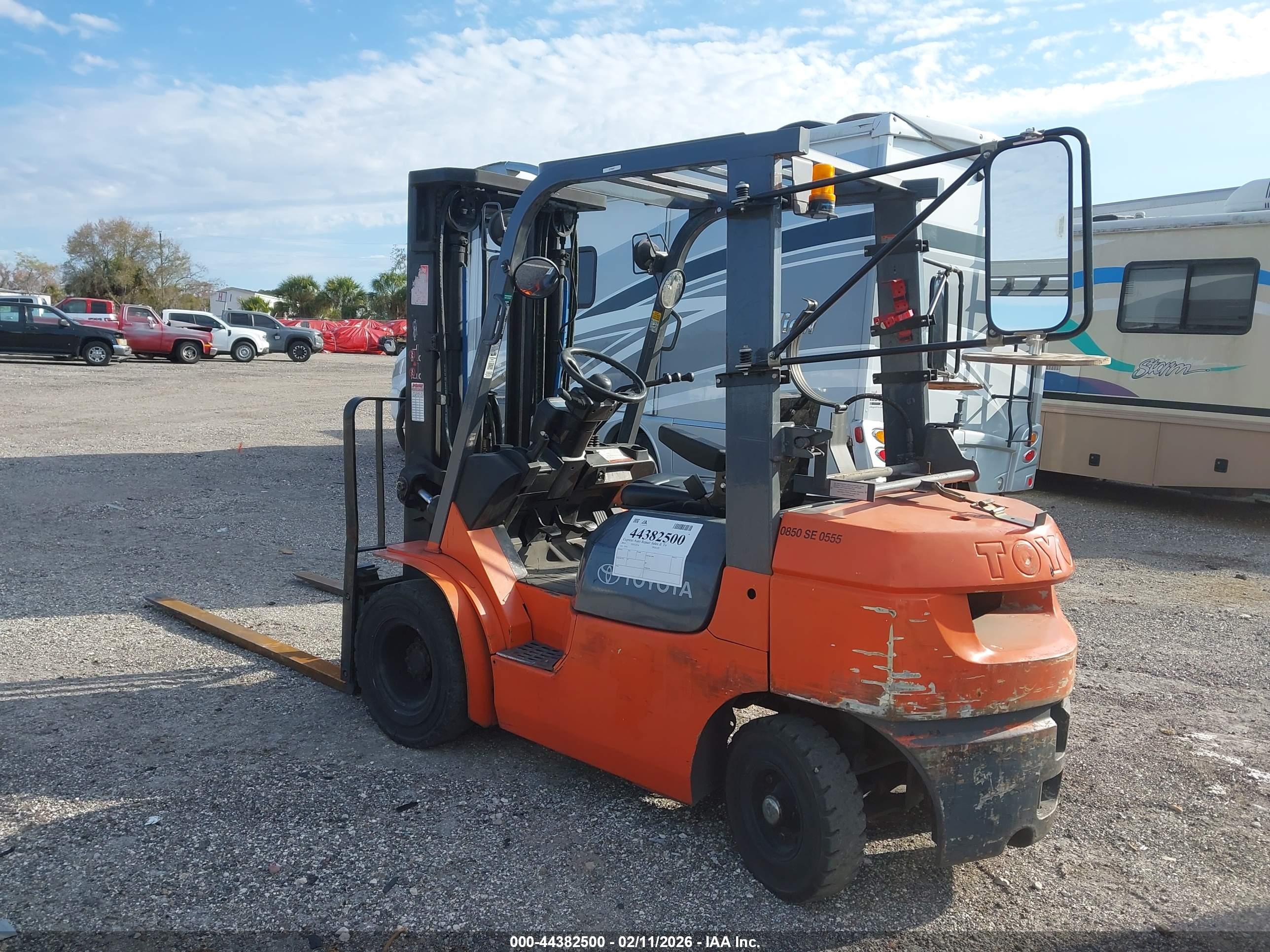 TOYOTA 7FGU25 image 3