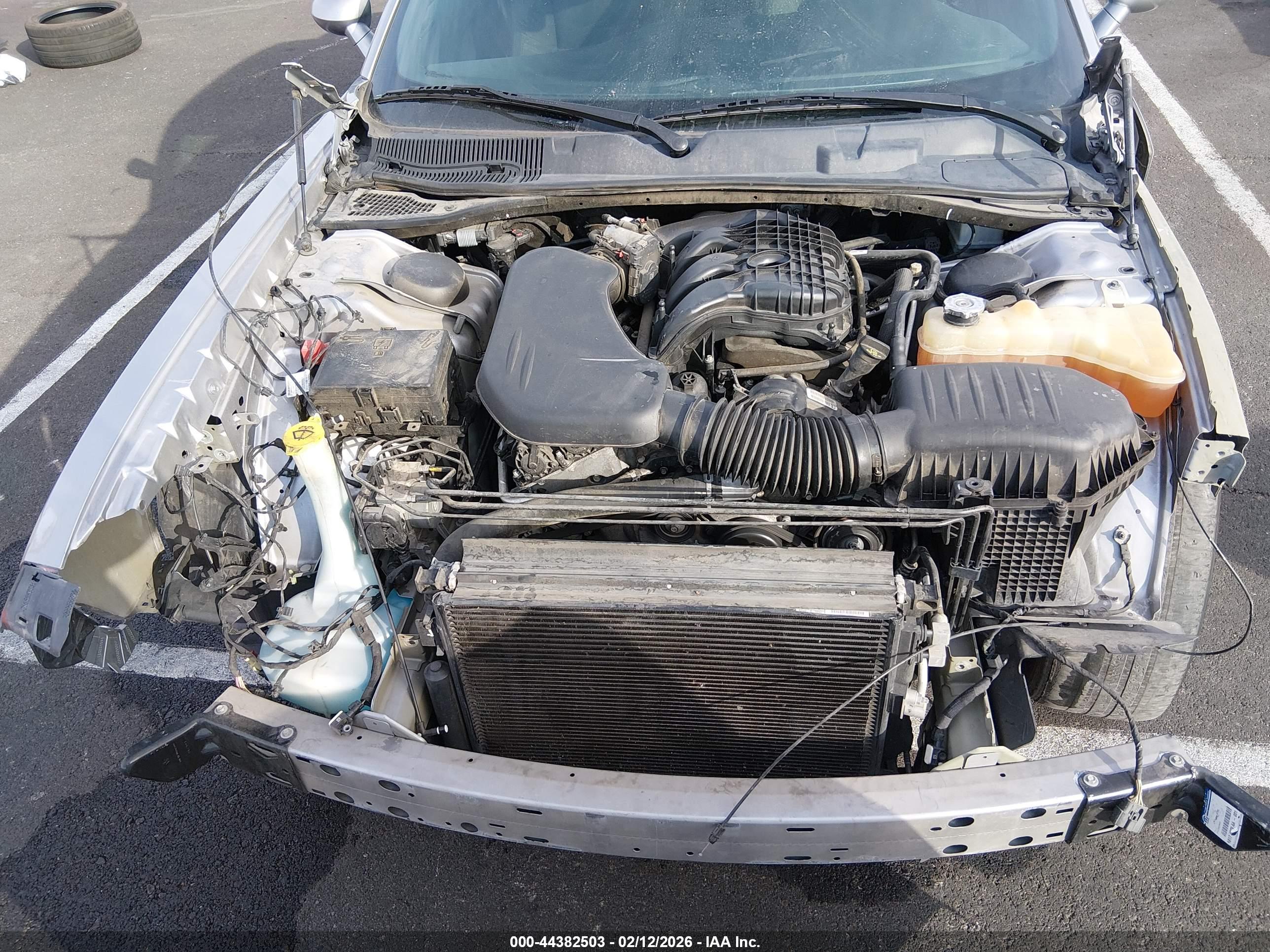 DODGE CHALLENGER image 10
