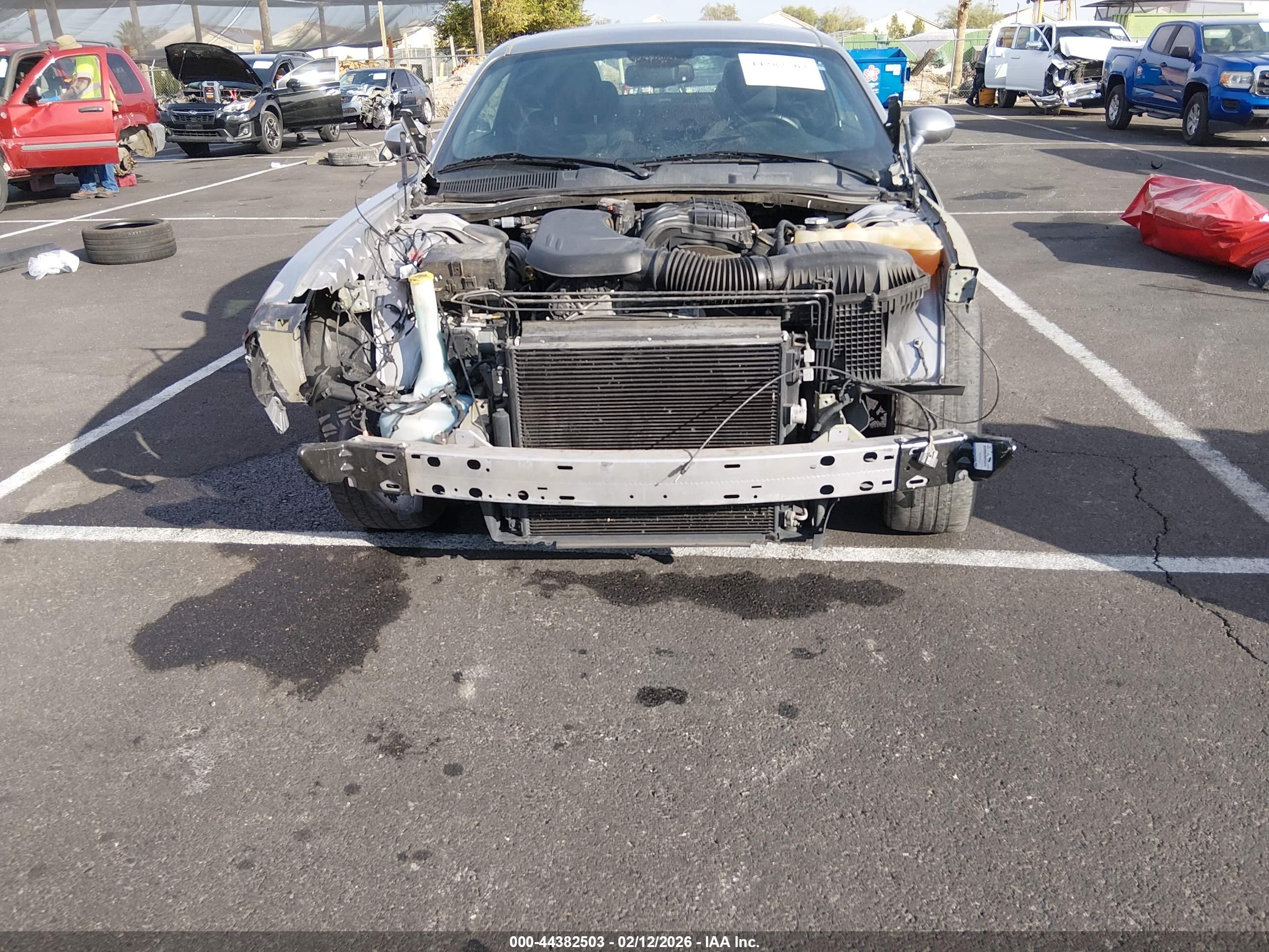 DODGE CHALLENGER image 6