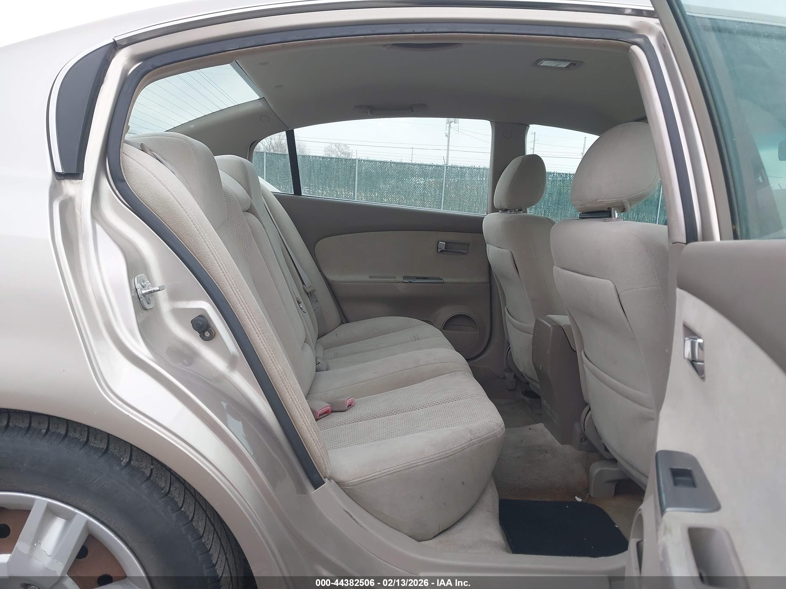 NISSAN ALTIMA image 8