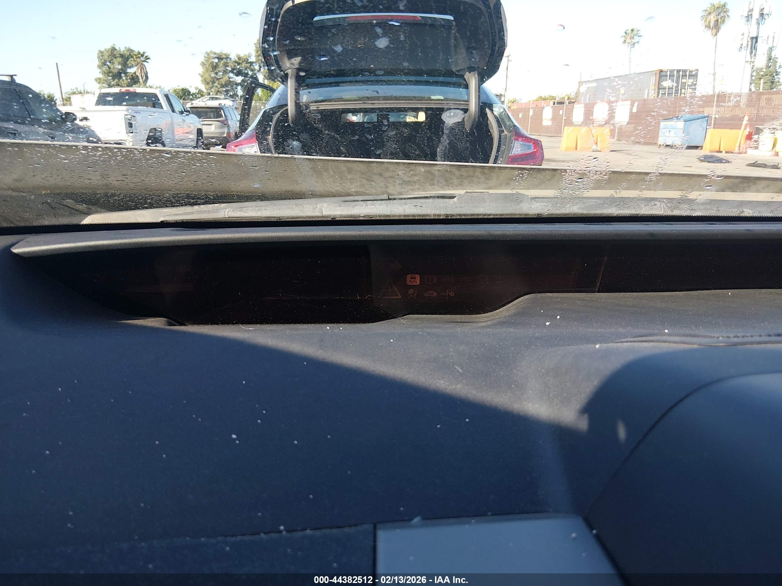 TOYOTA PRIUS image 7